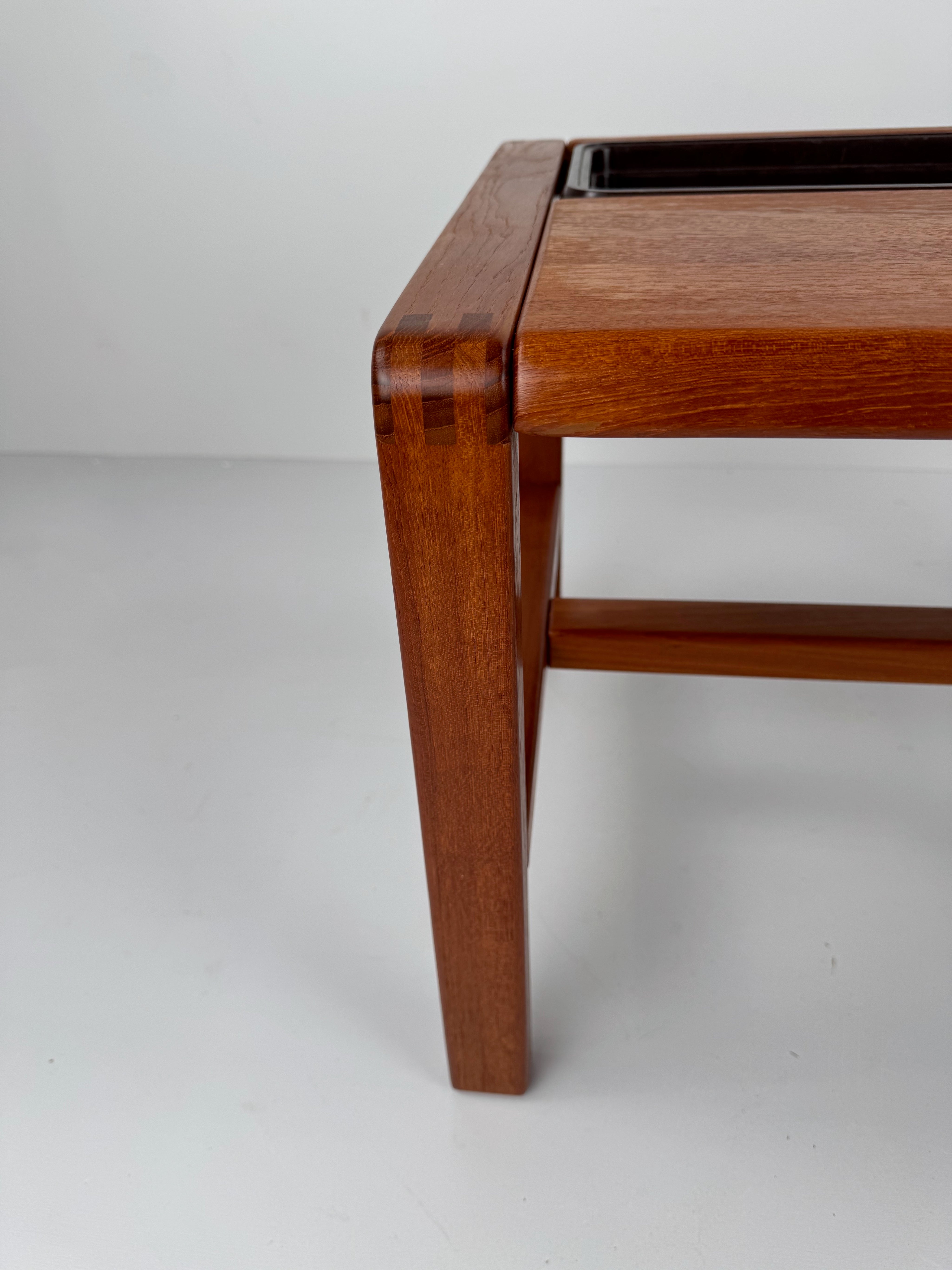 Solid_Teak_Side_Table_with_Planter_by_Salling_Stolefabrik