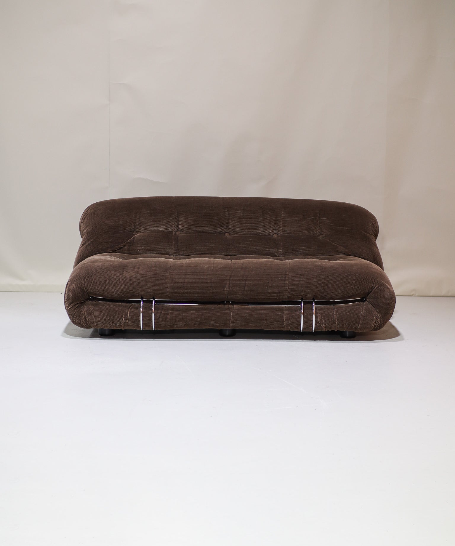 Soriana_2-seater_sofa_Cassina_brown_chrome_Italy_1970s