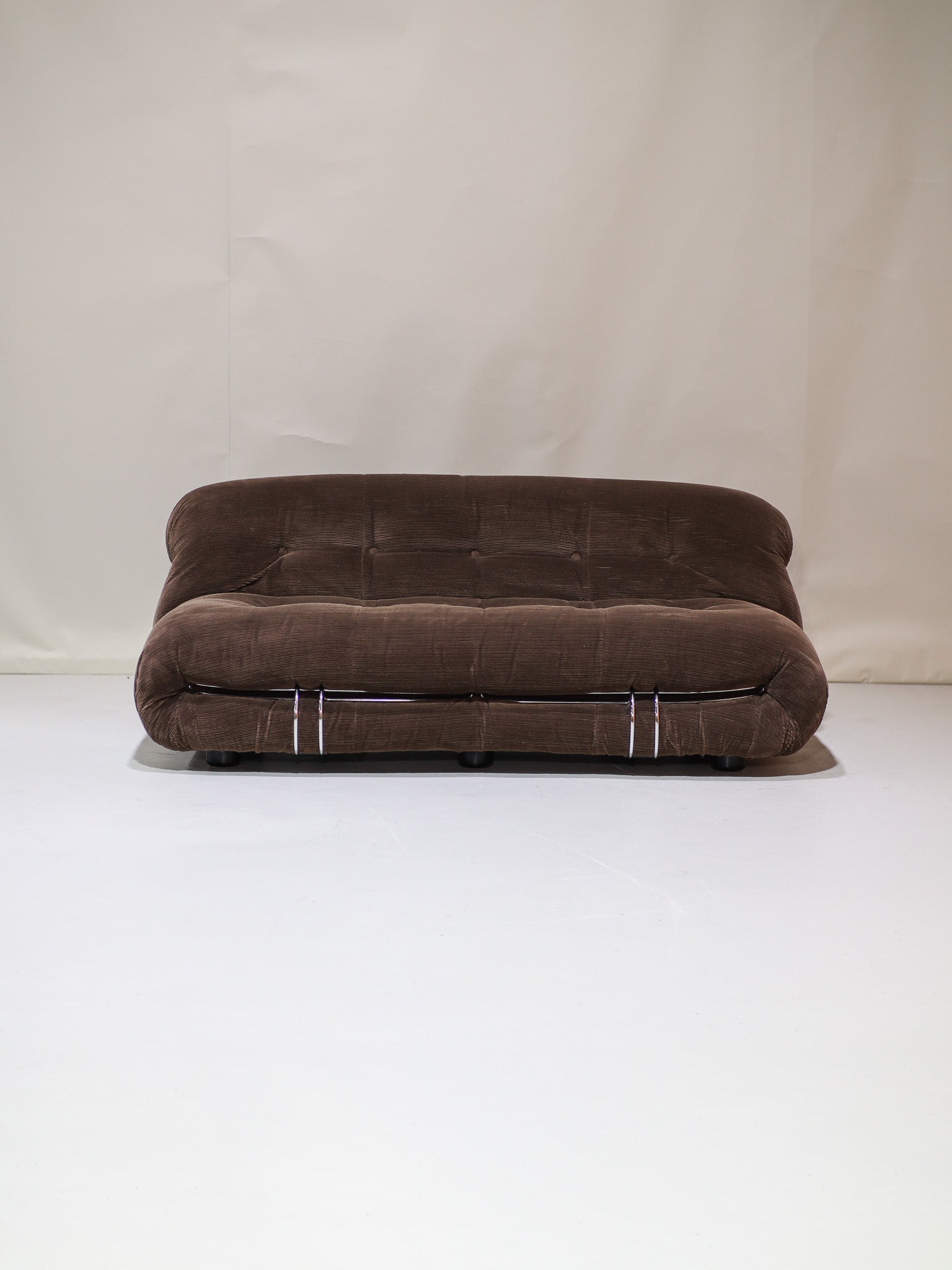 Soriana_2-seater_sofa_Cassina_brown_chrome_Italy_1970s