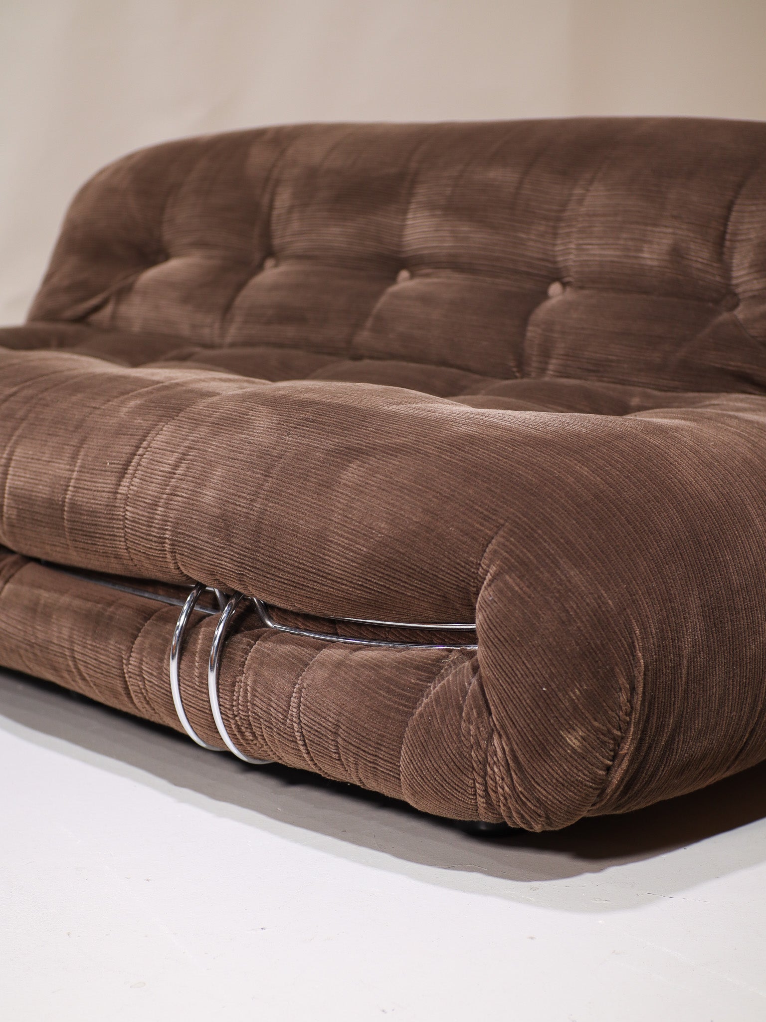 Soriana_2-seater_sofa_Cassina_brown_chrome_Italy_1970s