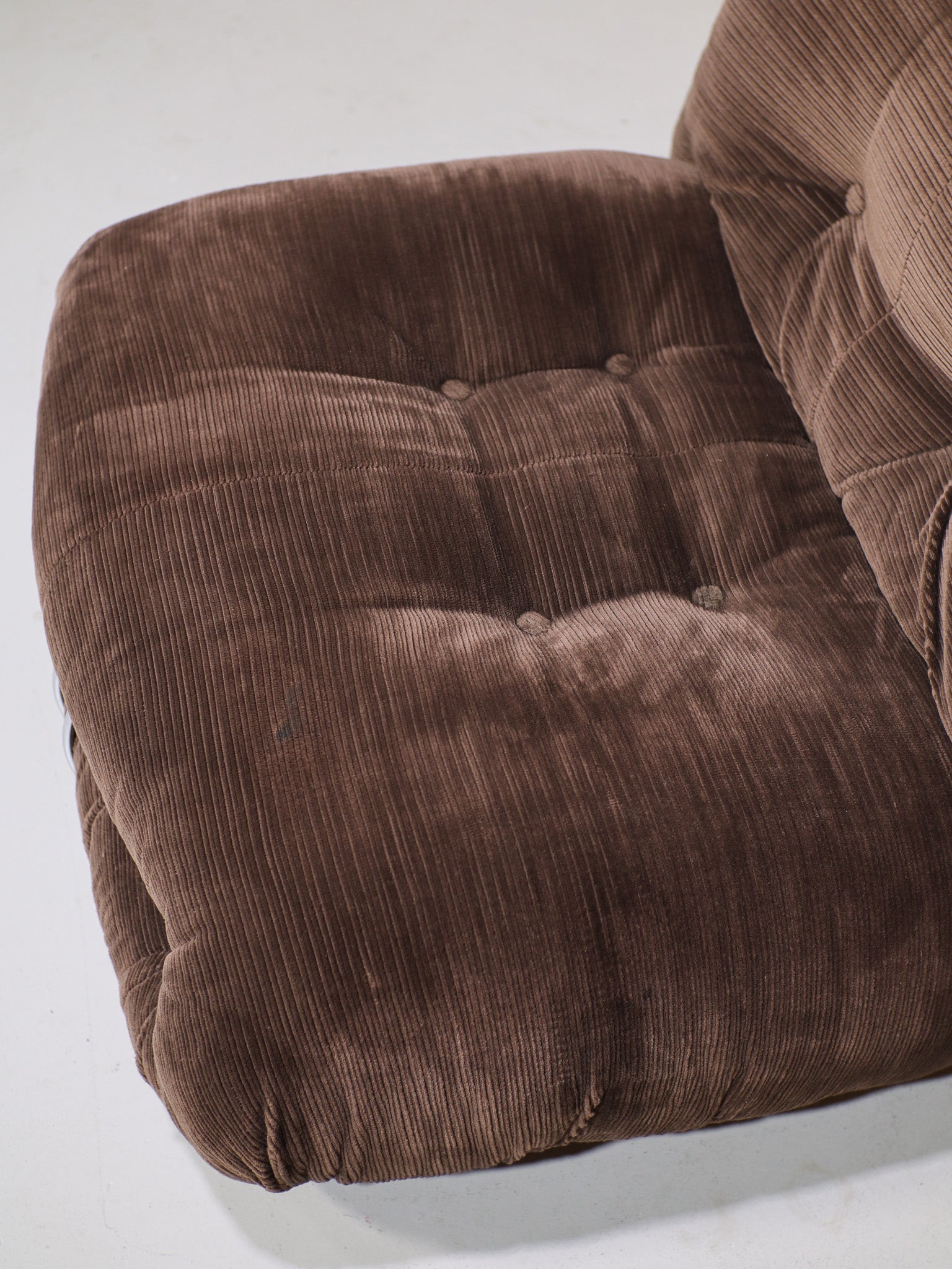 Set_of_Soriana_armchair_and_ottoman_Cassina_brown_chrome_Italy_1970s