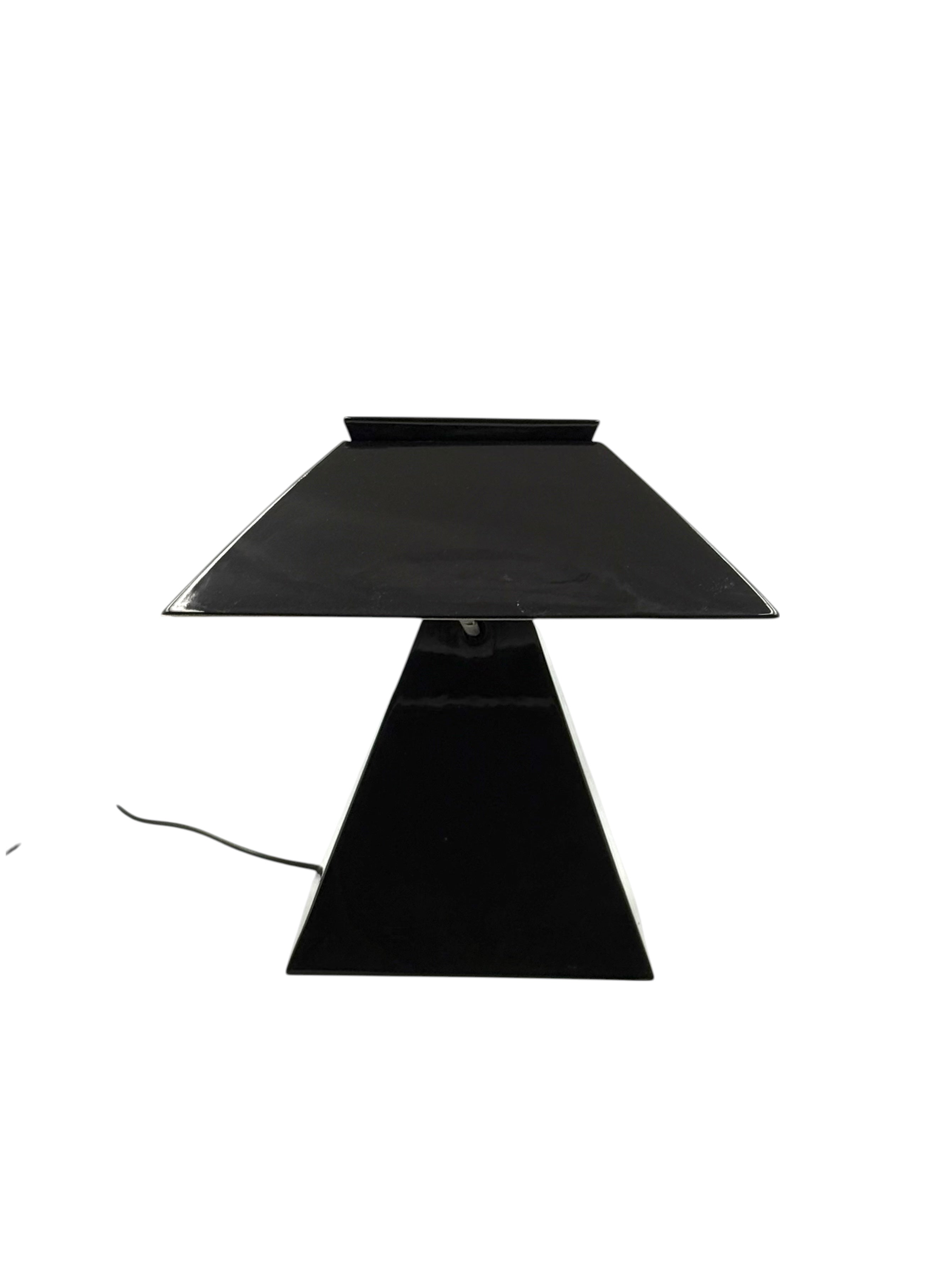 Space_Age_Black_Ceramic_Table_Lamp_with_Integrated_Ashtray,_Italy_1970s