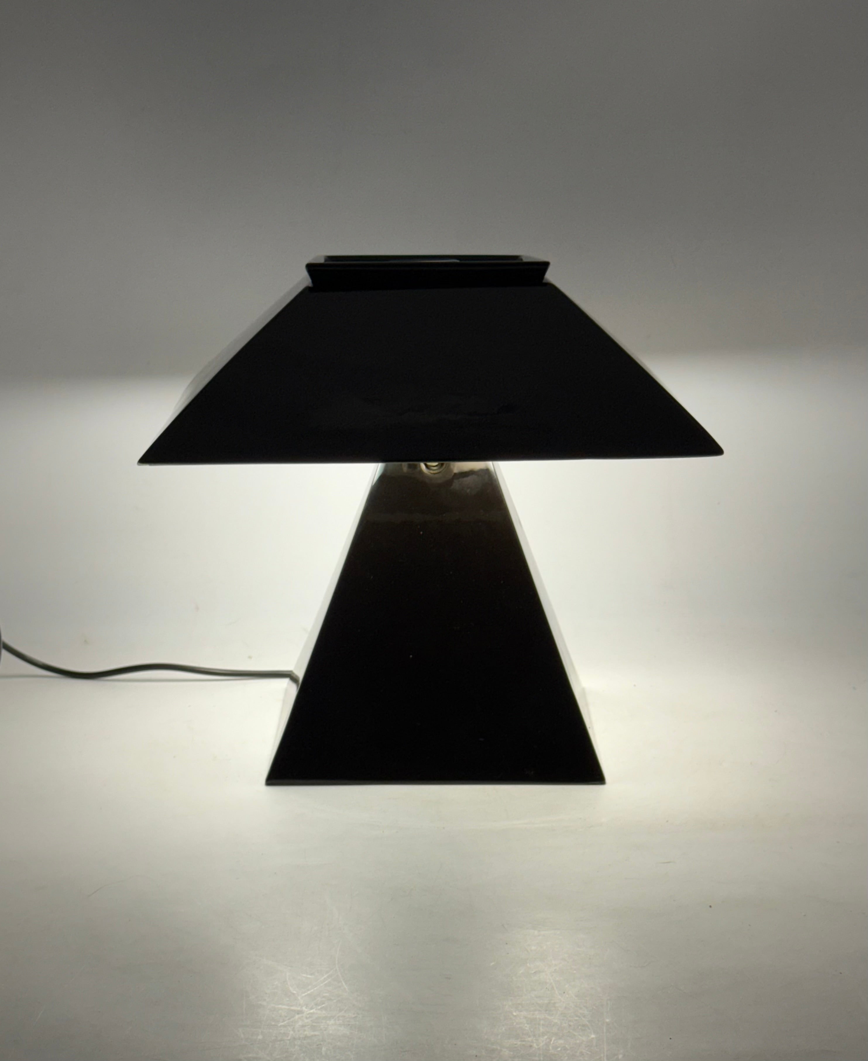 Space_Age_Black_Ceramic_Table_Lamp_with_Integrated_Ashtray,_Italy_1970s