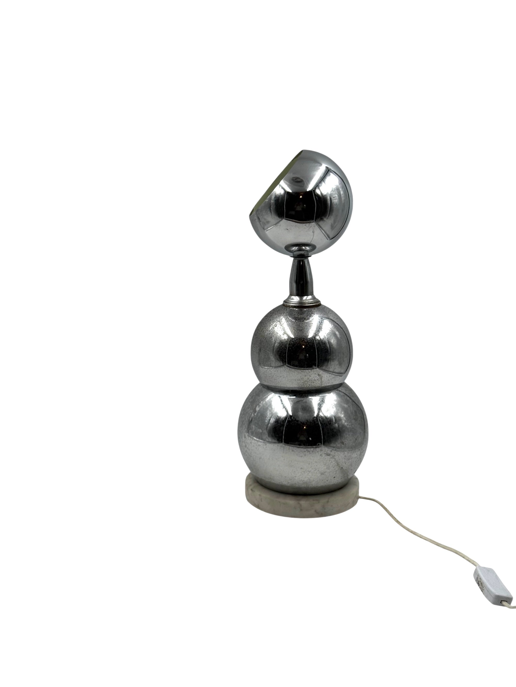 Space_Age_Chrome_Sphere_Lamp_with_Marble_Base,_France_1970s