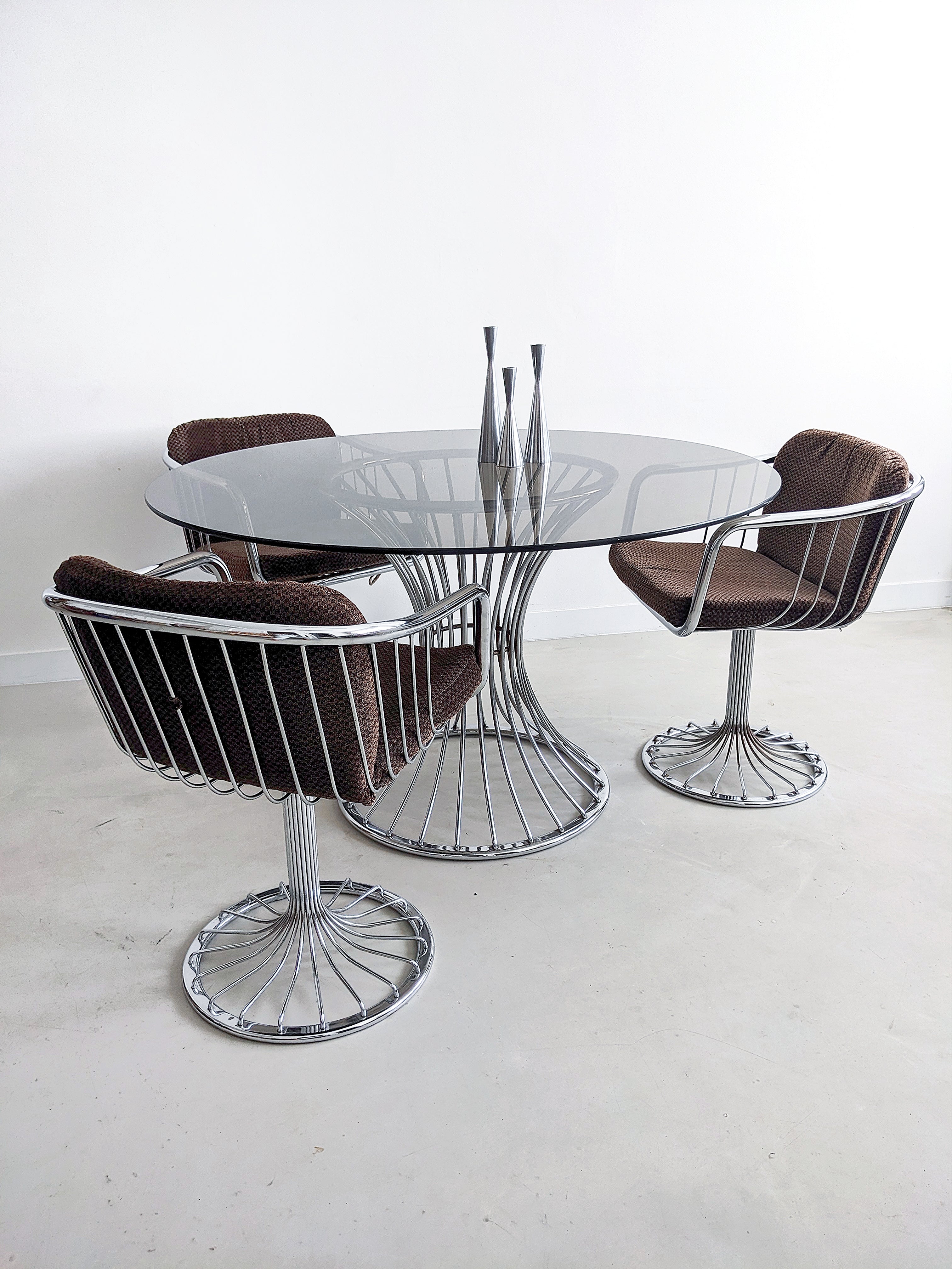 Set_of_Dinning_Table_and_3_chair_in_Space_Age_style_by_Tacke,_1970's