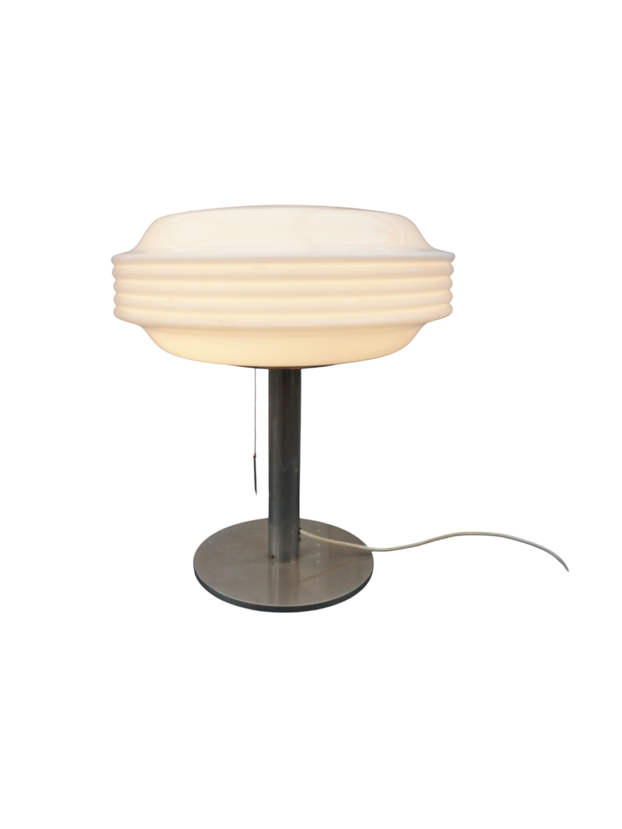 Space_Age_Globe_Table_Lamp_by_Temde,_Opaline_Glass_and_Chrome,_Swiss_German_Design,_1970s