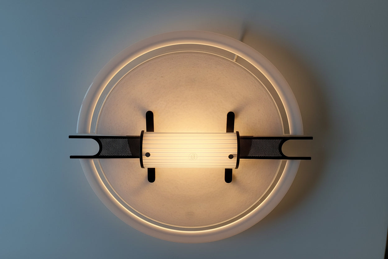 Space_Age_Murano_Glass_Flying_Saucer_Ceiling_Lamp_by_Leucos,_Italy_1960s–1970s