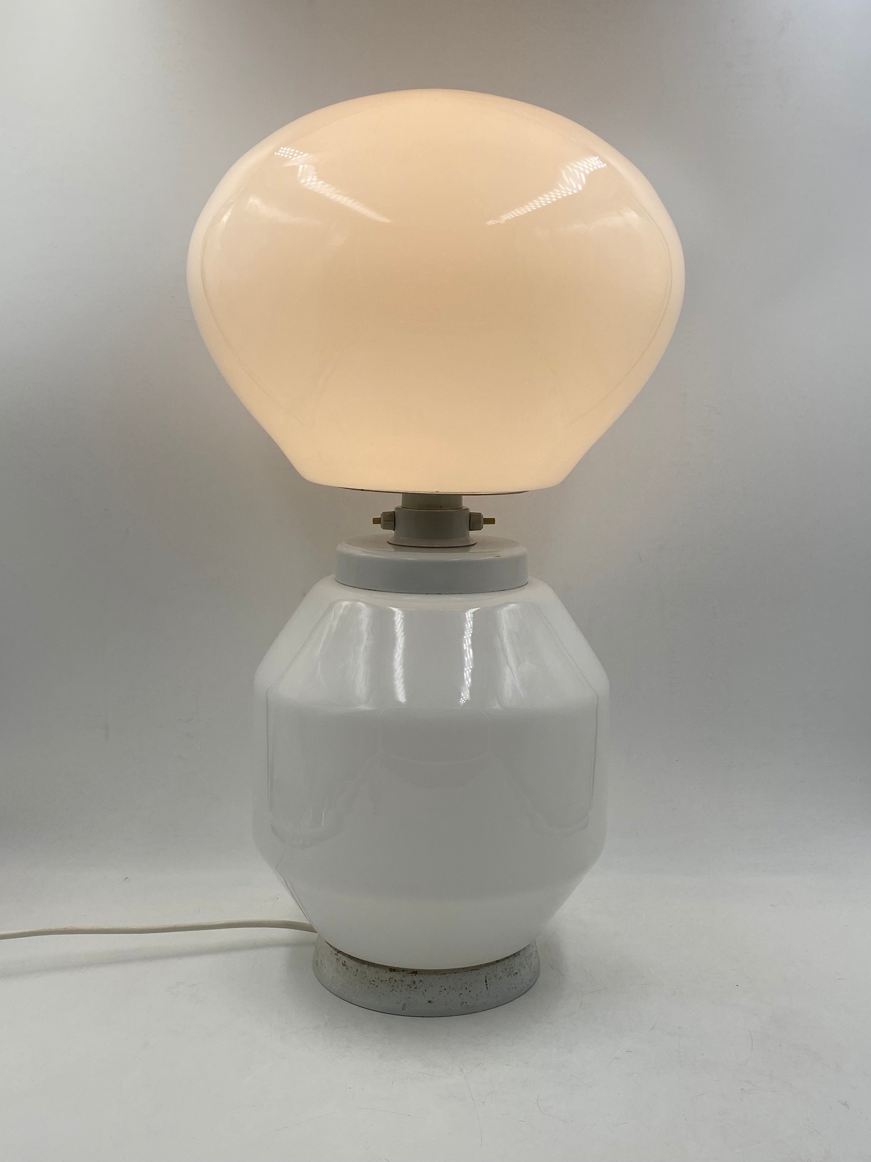 Space_Age_Opaline_Glass_Table_Lamp_by_Faver,_Italy_1970s