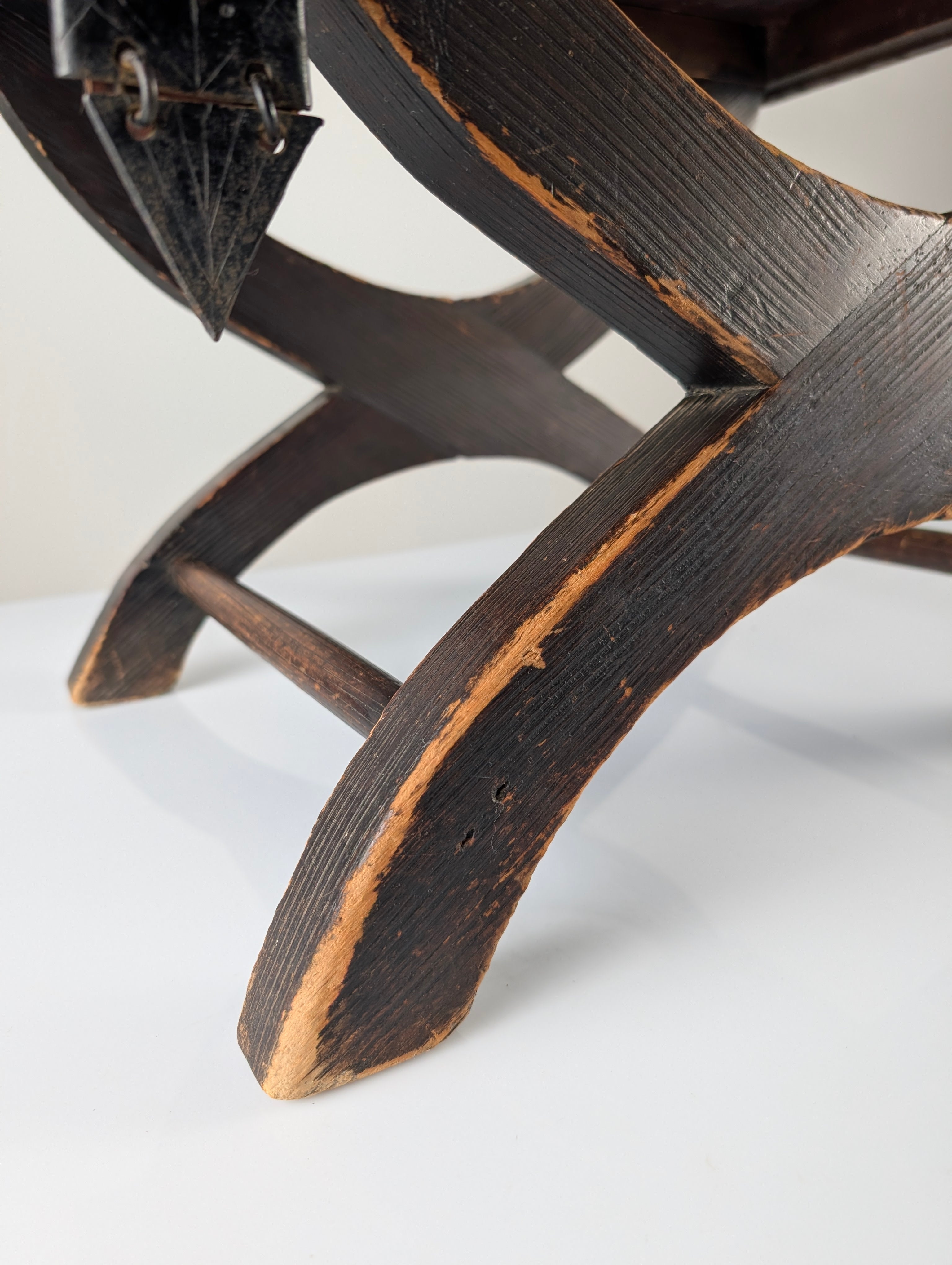 Spanish_Colonial_Revival_Curule_Stool_in_Wood_and_Leather,_Mexico_1940s