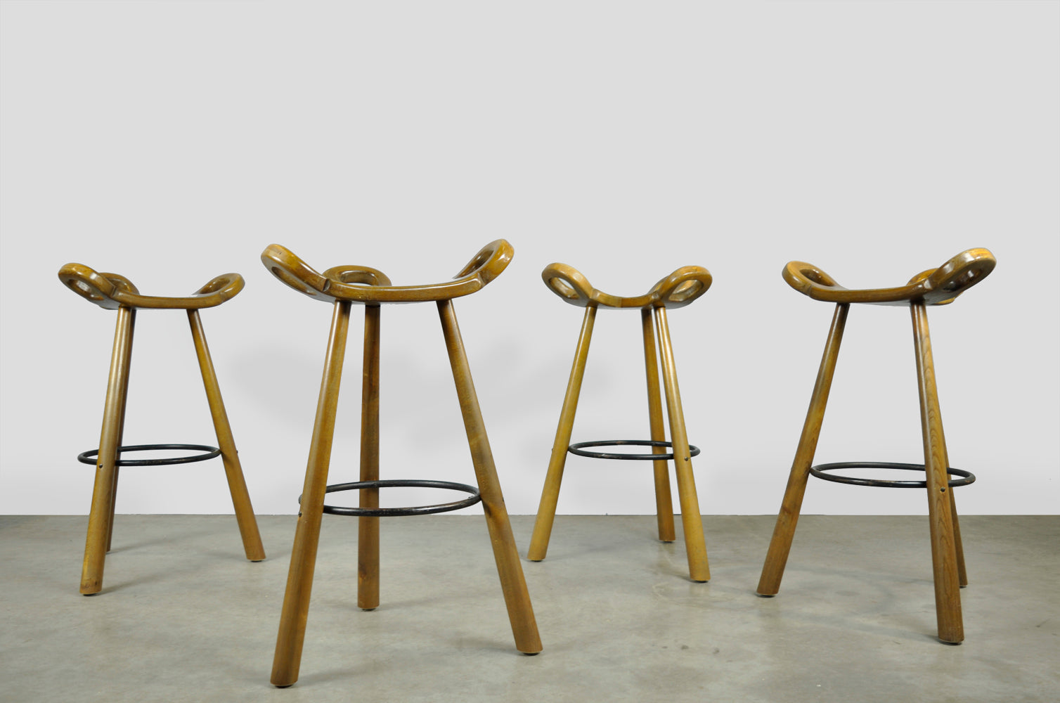 Set_of_4_Special_vintage_brutalist_Marbella_bar_stools,_1970s
