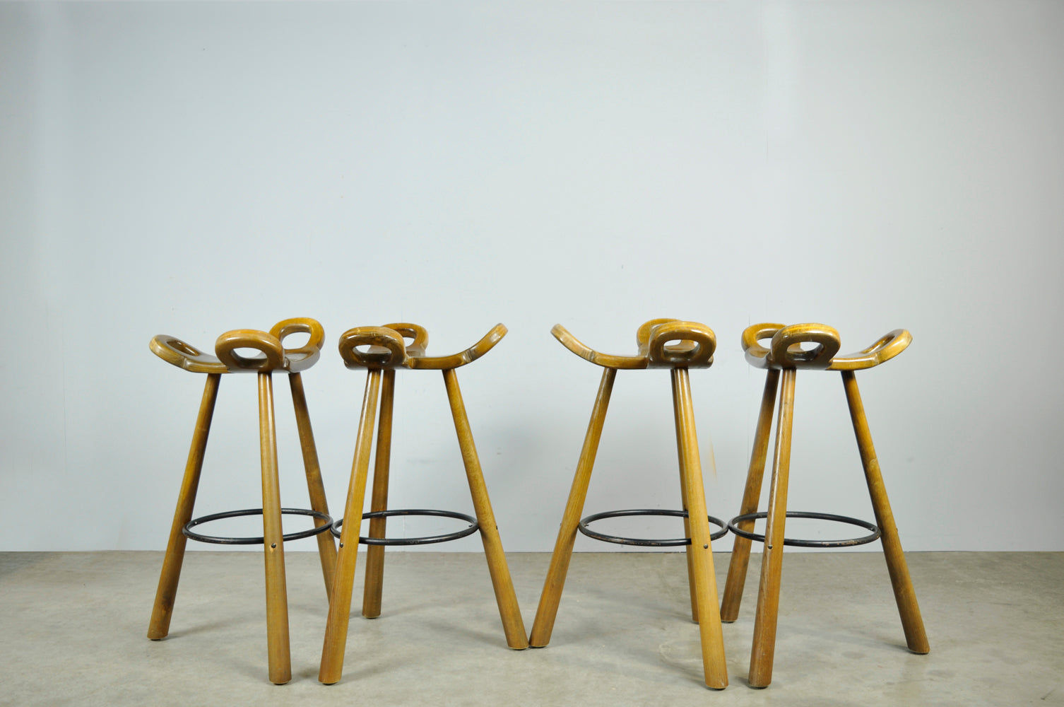 Set_of_4_Special_vintage_brutalist_Marbella_bar_stools,_1970s