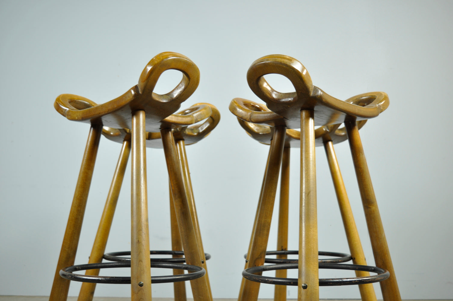 Set_of_4_Special_vintage_brutalist_Marbella_bar_stools,_1970s