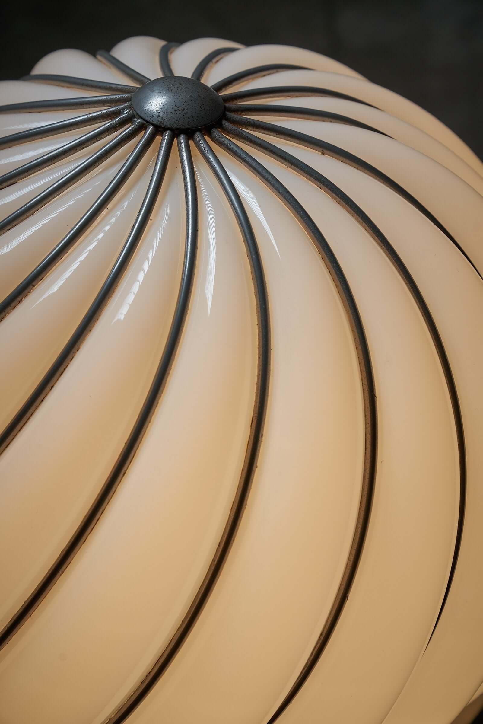 Spiral_Table_Lamp,_Adolf_Loos_for_VeArt,_Murano_Glass_&_Wood,_1960,_Italy