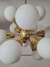 Sputnik_Chandelier_from_Kamenický_Šenov