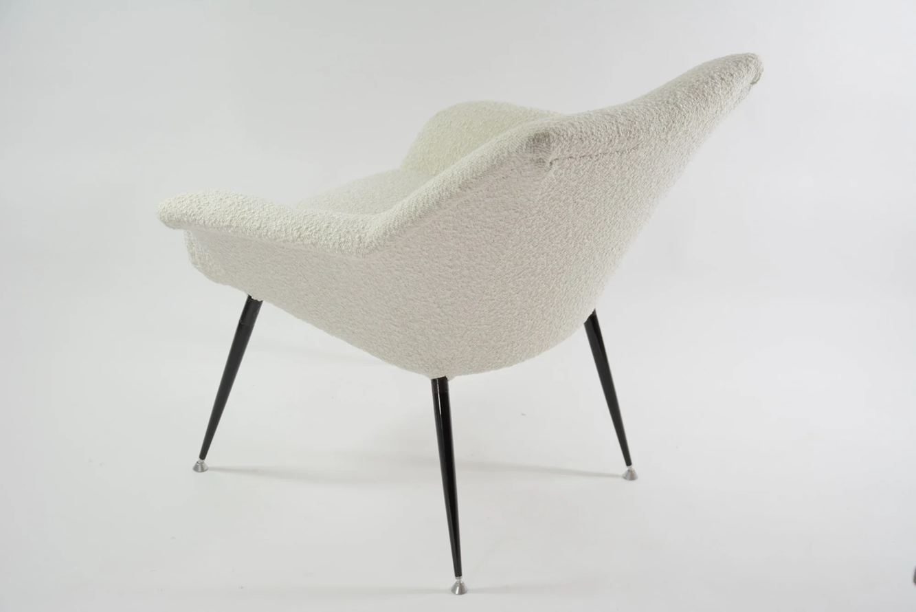 1970s_Shell_Armchair_in_Loop_Fabric_with_Chrome_Metal_Legs