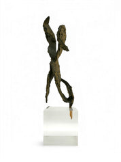 Statuetta_futuristica_24_in_bronzo_di_Lorena_Berg,_1920/30