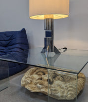 Steel_sculpture_table_lamp