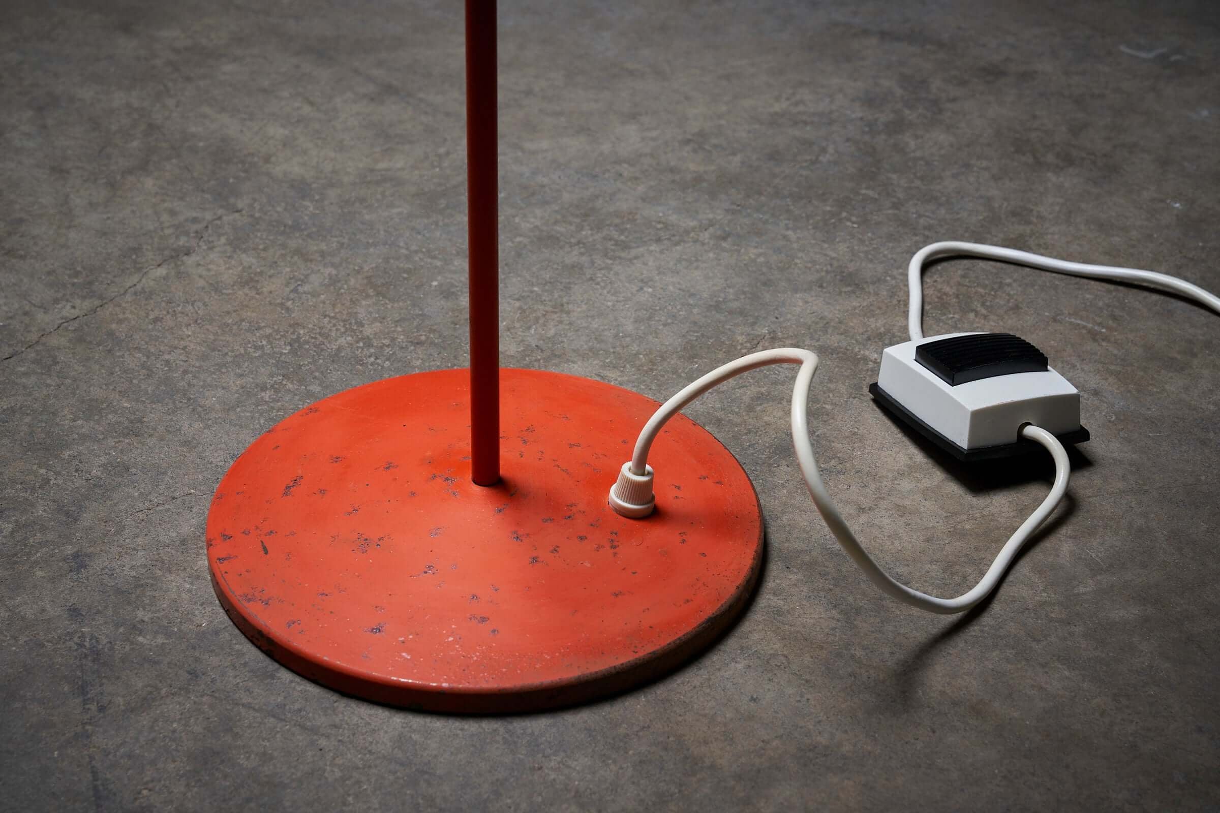 Stem_Floor_Lamp,_BAG_Turgi,_Steel_&_Glass,_Switzerland