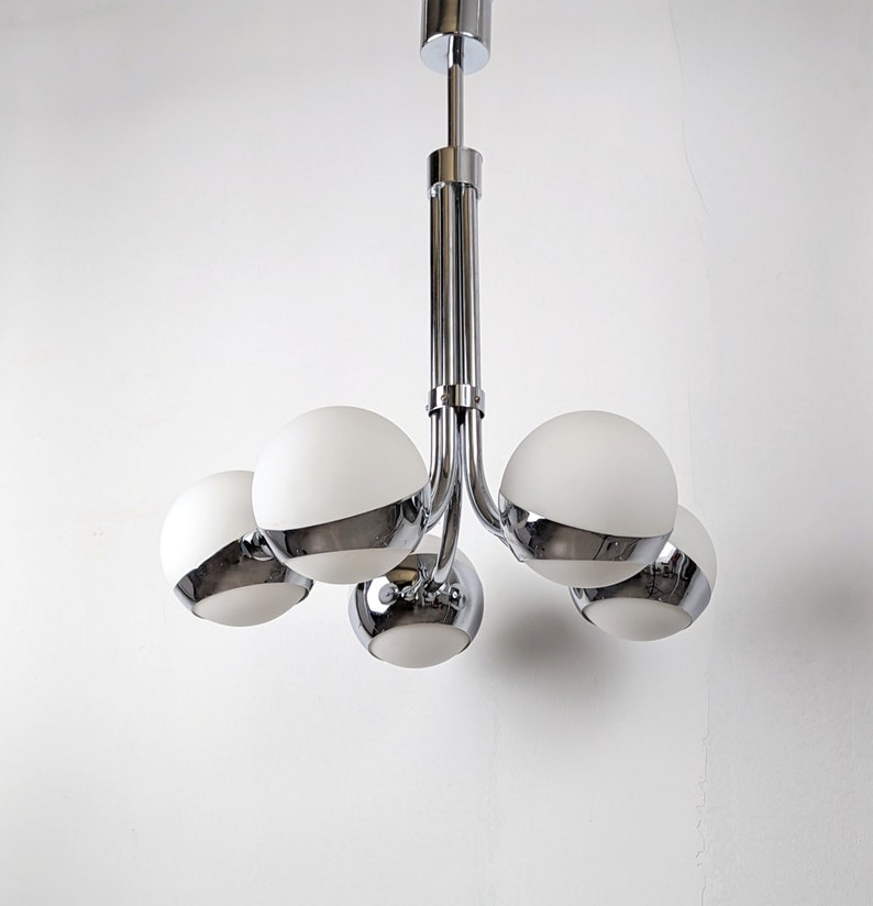 Stilnovo_1960s_Chrome_Space_Chandelier_Lamp