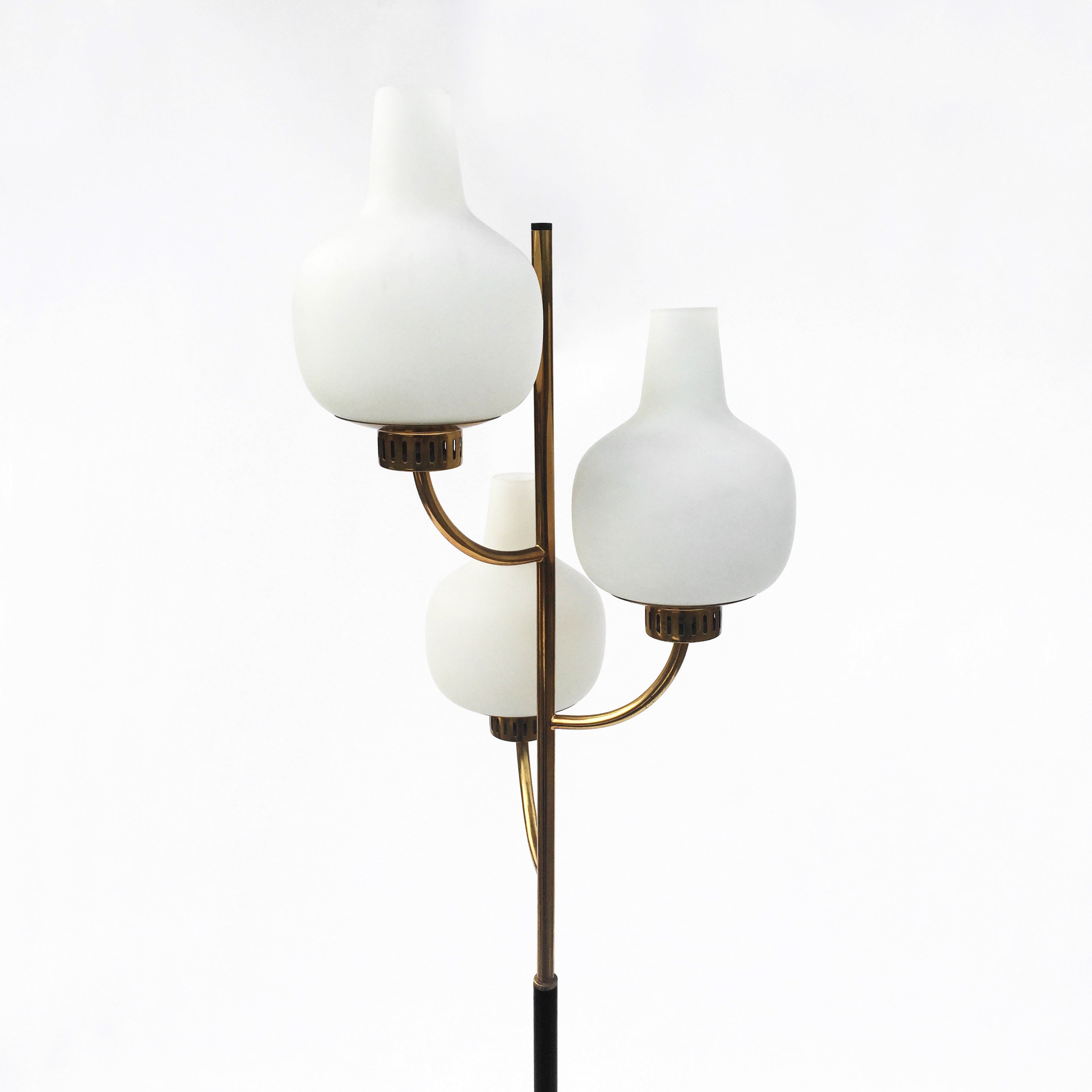 Stilnovo_Three-Arm_Floor_Lamp_with_Marble_Base,_Italy_1950s
