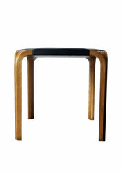 Stool_S601_Alvar_Aalto_Bentwood_Leather_1950s_Finland