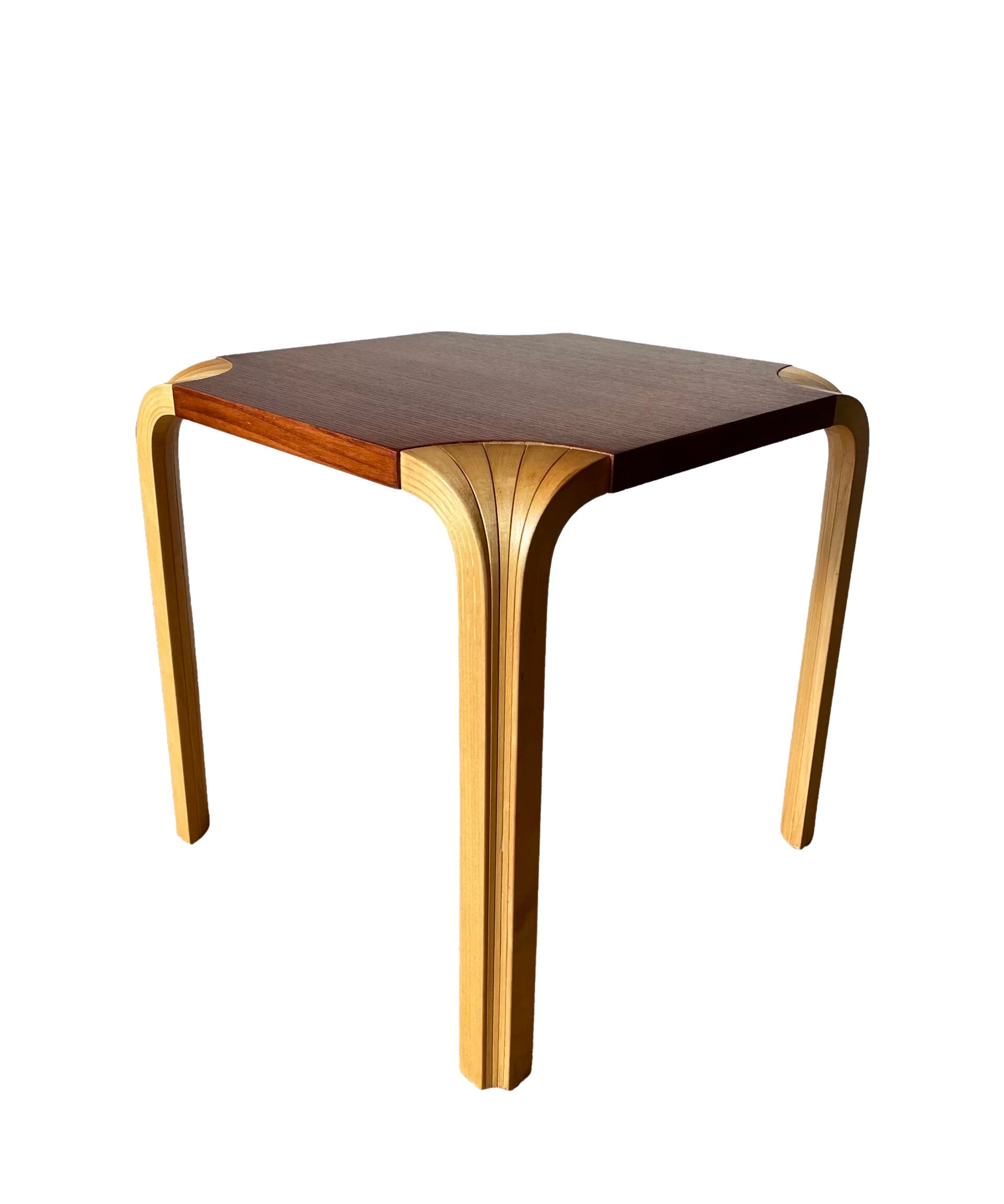 Stool_S601_Alvar_Aalto_Bentwood_Leather_1950s_Finland