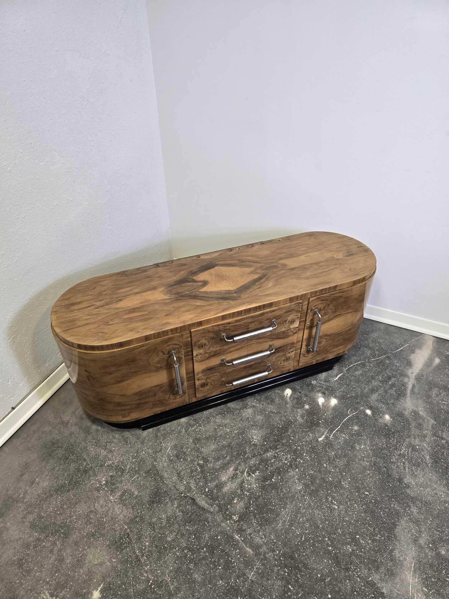 Art_Deco_Walnut_Cabinet,_1930s,_Scandinavia