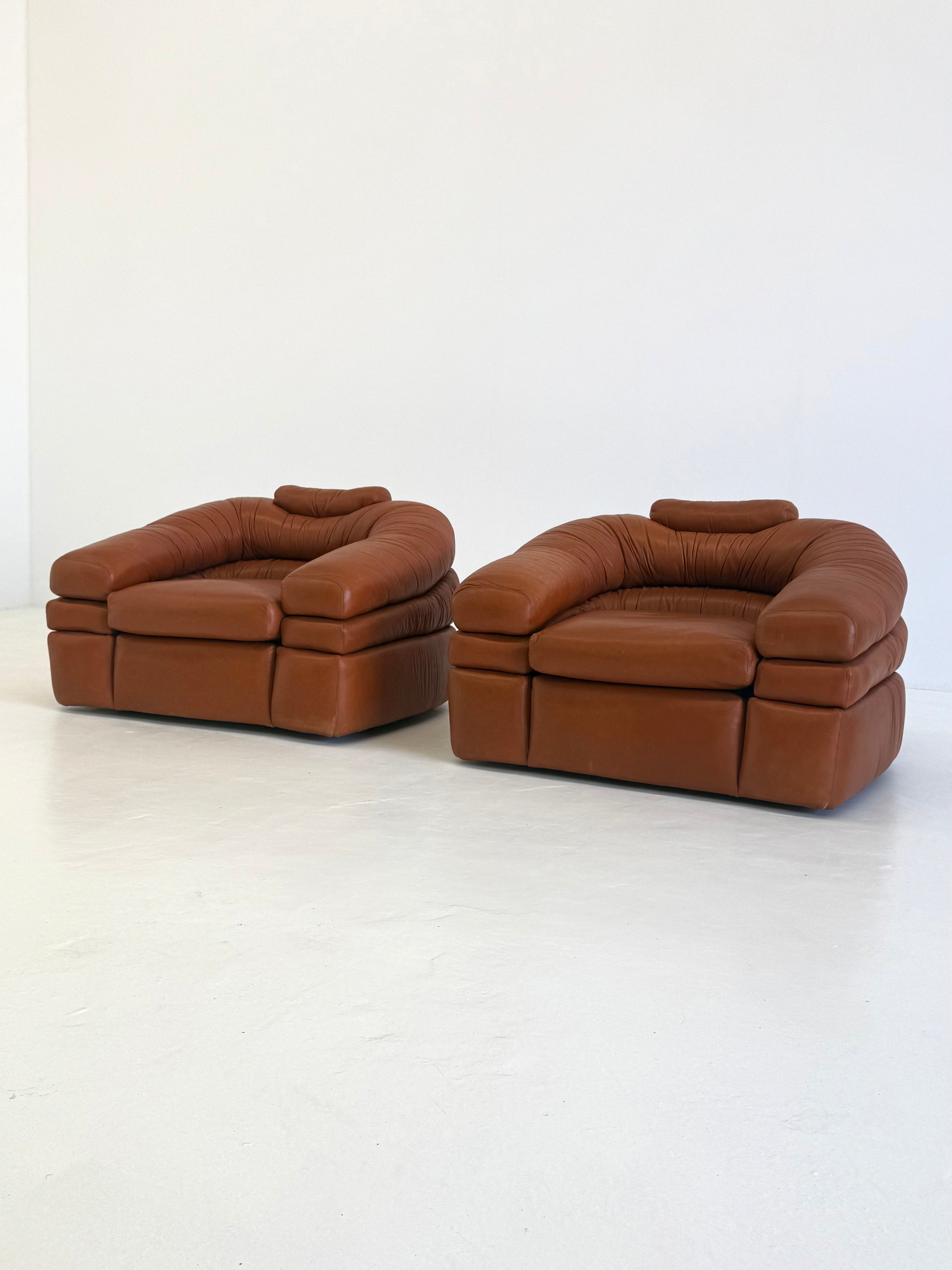 Straccio_Lounge_Chair_by_De_Pas,_D’Urbino_and_Lomazzi_for_Zanotta_in_Cognac_Leather,_Italy_1970s
