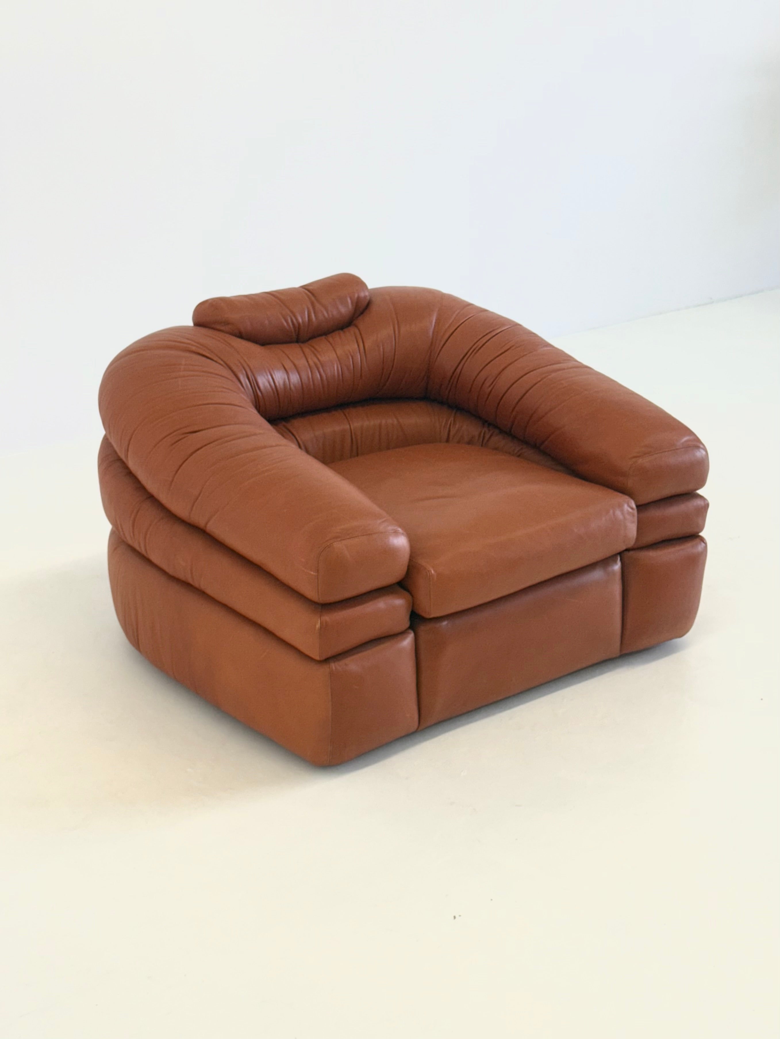 Straccio_Lounge_Chair_by_De_Pas,_D’Urbino_and_Lomazzi_for_Zanotta_in_Cognac_Leather,_Italy_1970s