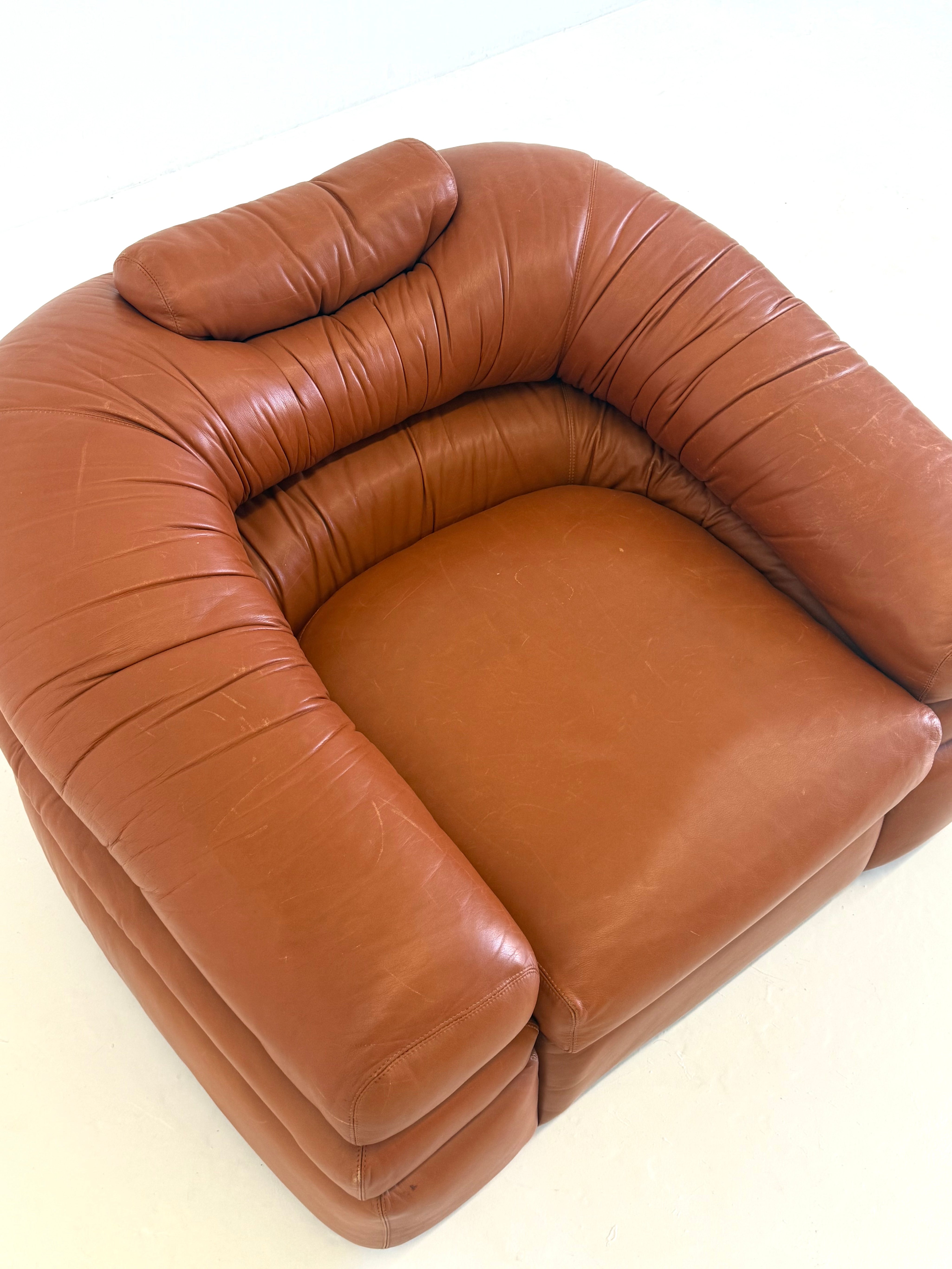 Straccio_Lounge_Chair_by_De_Pas,_D’Urbino_and_Lomazzi_for_Zanotta_in_Cognac_Leather,_Italy_1970s