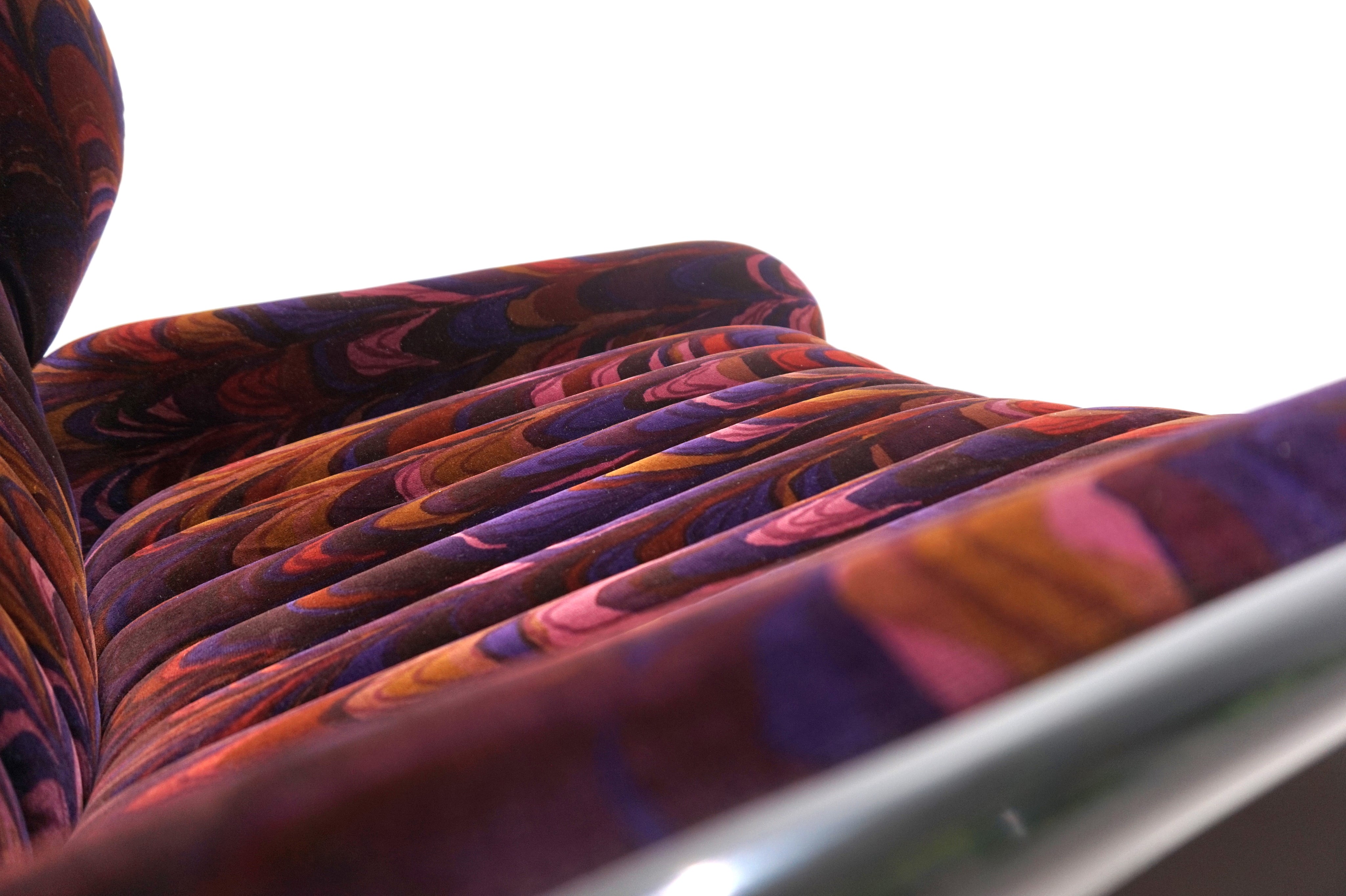 Strässle_Lotus_lounge_chair_by_André_Vandenbeuck,_1969