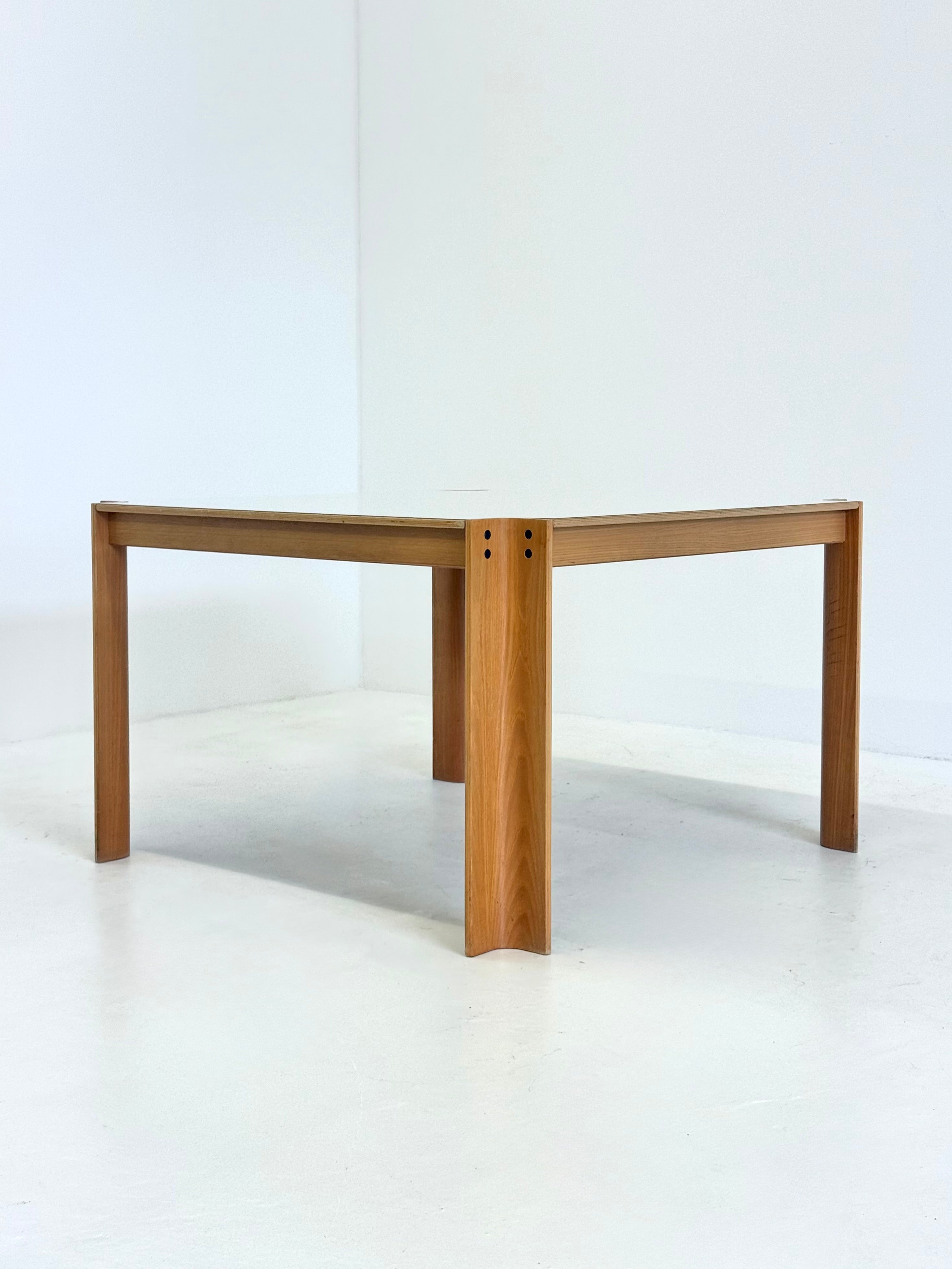1970s_Strip_Dining_Table_by_Gijs_Bakker_for_Castelijn,_Netherlands