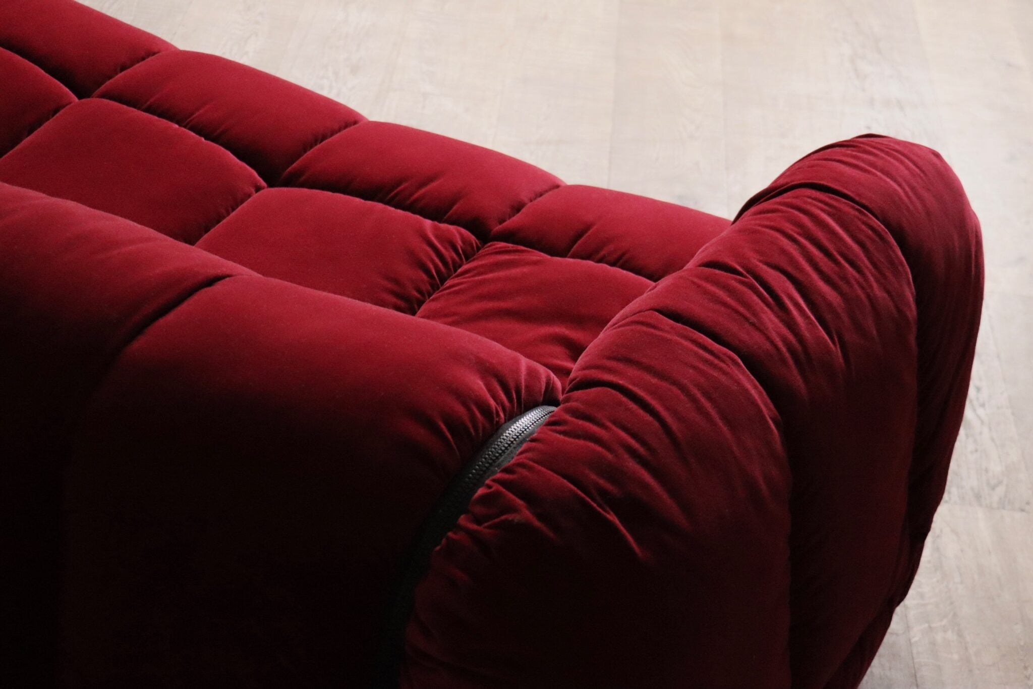 Strips_Sofa_by_Cini_Boeri_for_Arflex,_Velvet,_Mid_Century_Modern,_Italy_1968