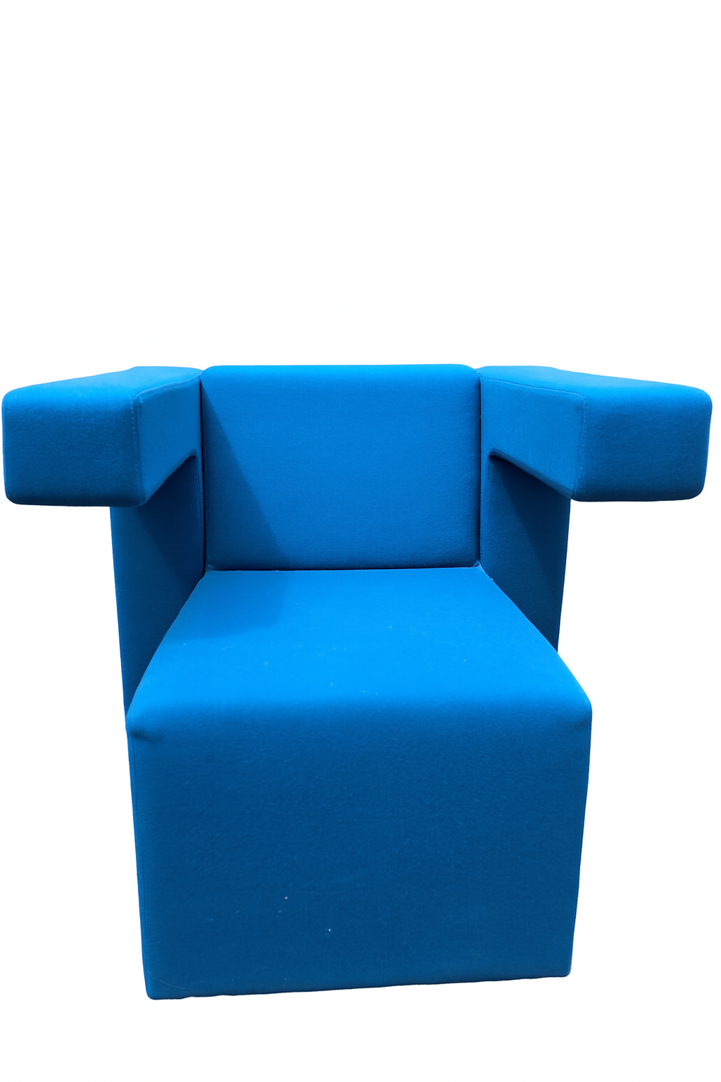Studio_Lawrence_post_modern_chair