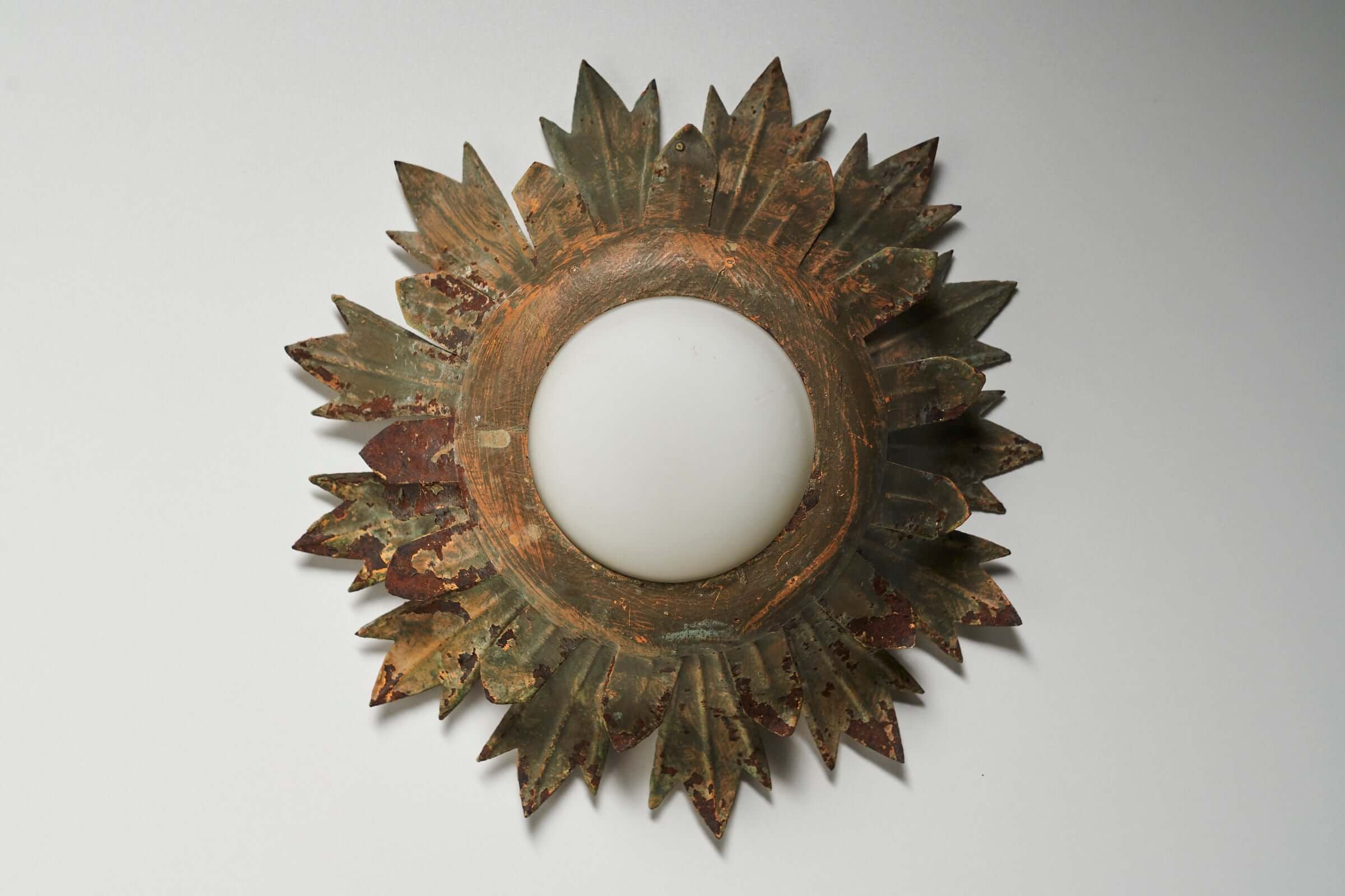 Sunflower_Ceiling_Lamp,_Gilt_Metal_&_Glass,_Italy
