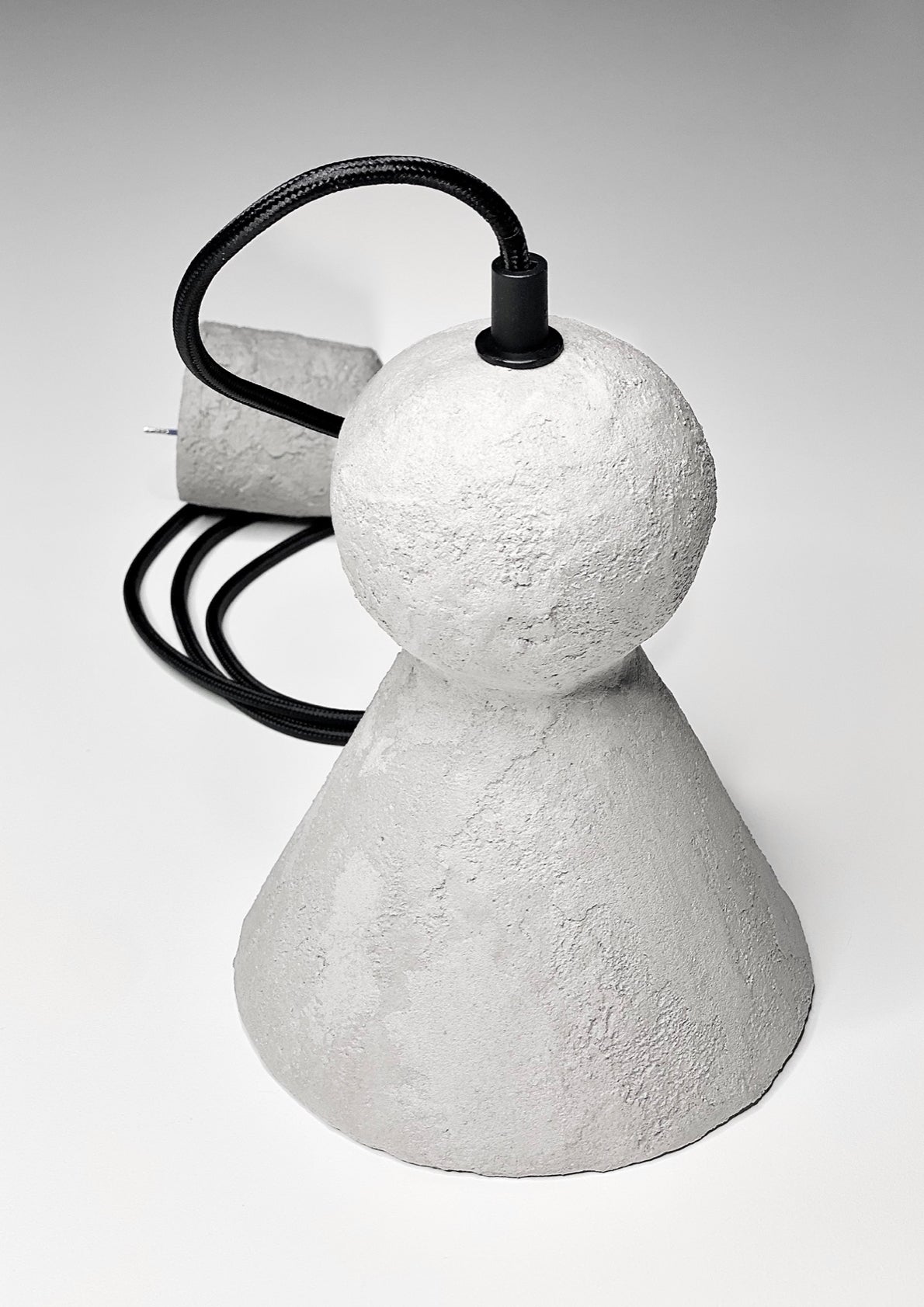 Suspension_lamp__LOVER_2.0_in_concrete