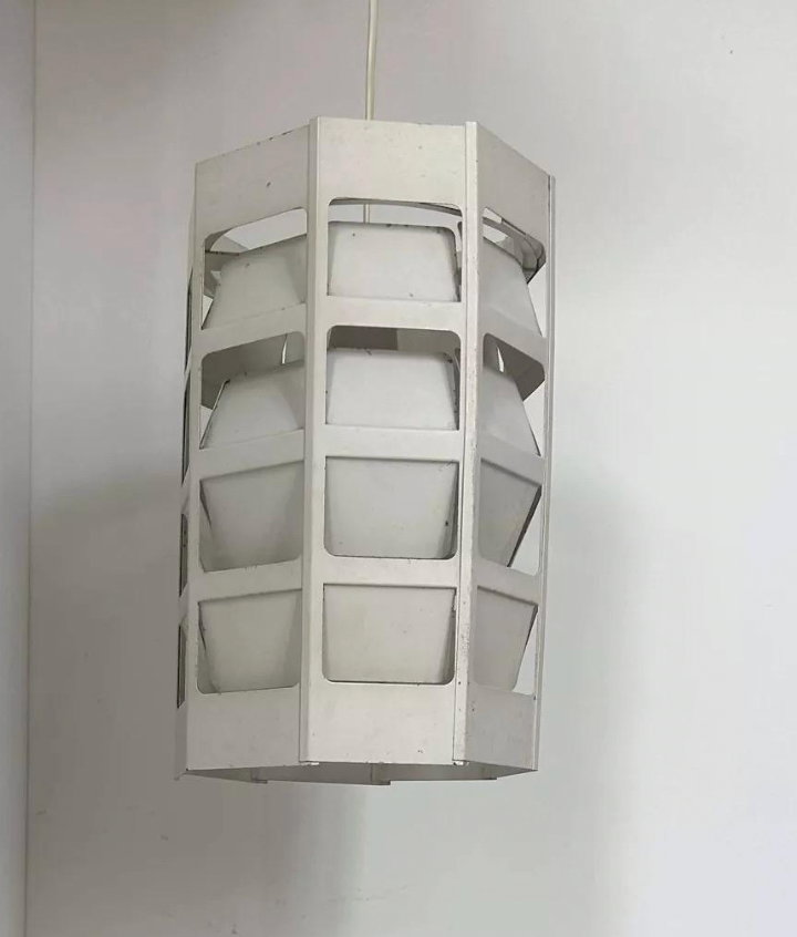Large_Poul_Gernes_for_Louis_Poulsen_White_Pendant_Light,_Denmark,_1960s