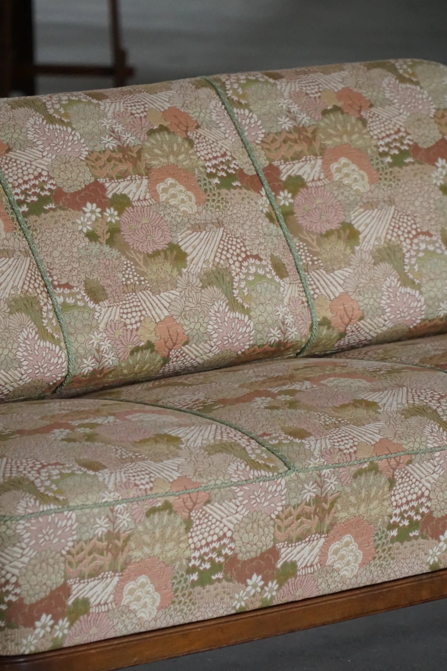 Svante_Skogh_Floral_Sofa,_Swedish_Mid_Century_Design