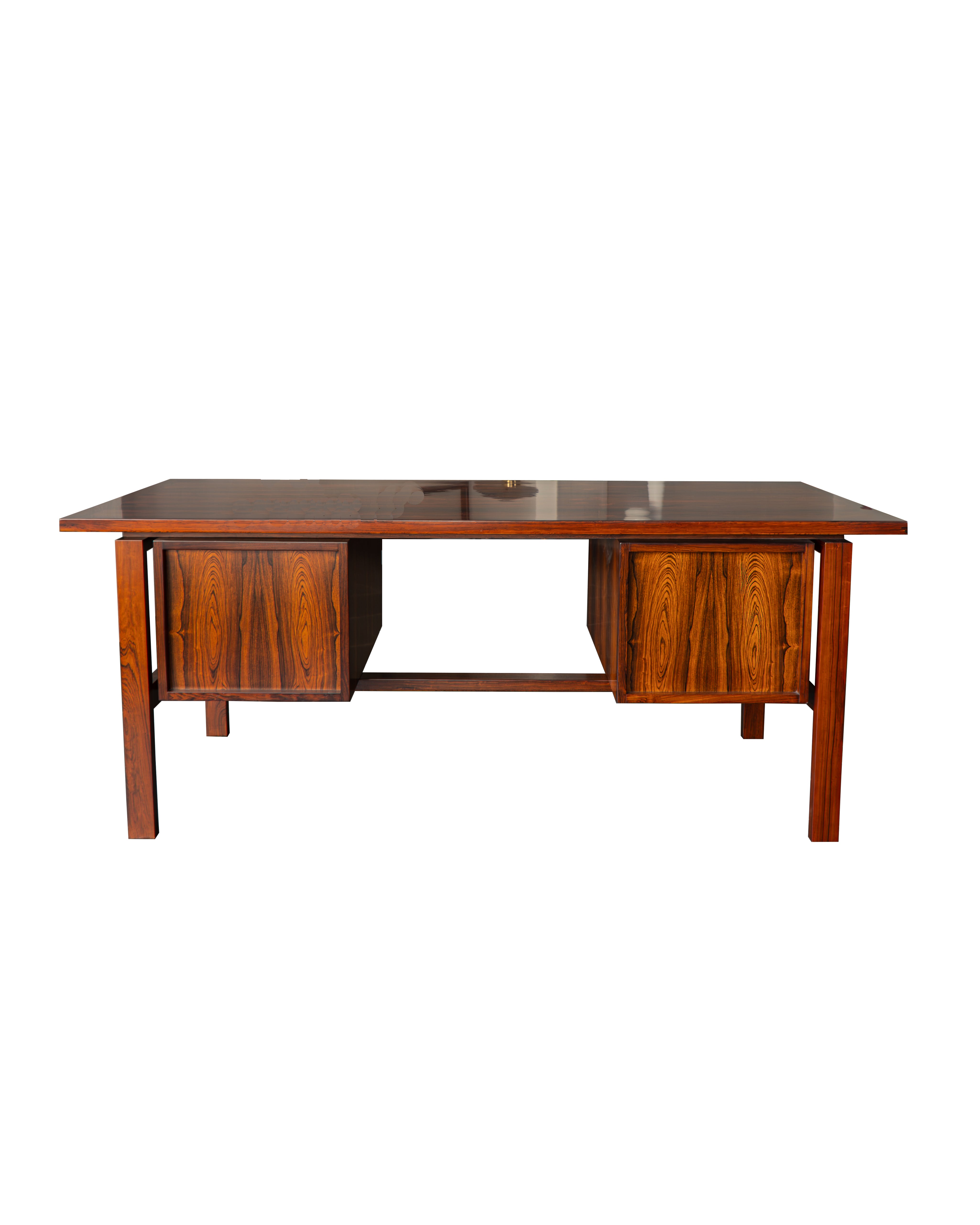 Large_Rosewood_Desk_by_Svend_Åge_Madsen,_Danish_Mid_Century_Modern_Executive_Desk