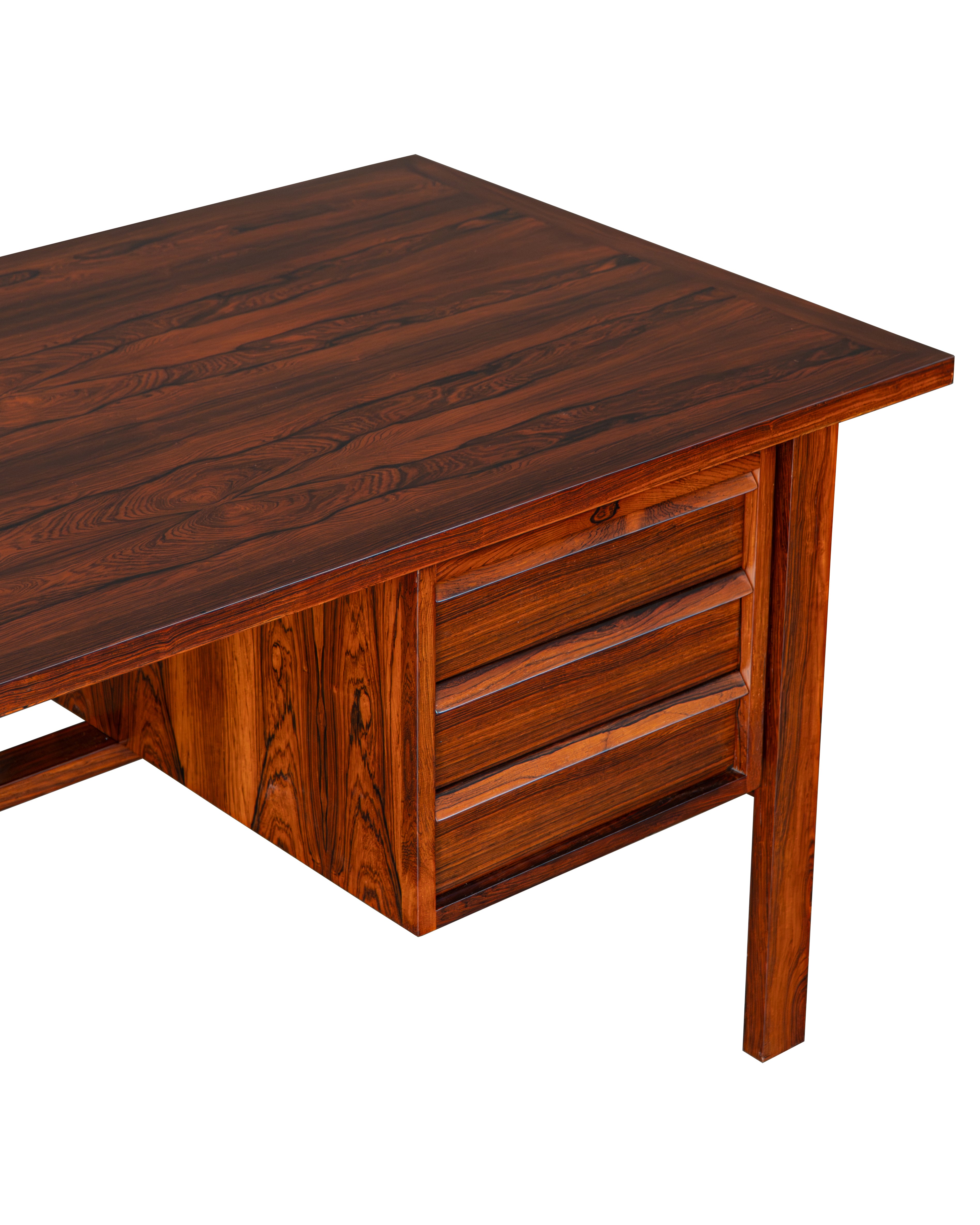 Large_Rosewood_Desk_by_Svend_Åge_Madsen,_Danish_Mid_Century_Modern_Executive_Desk