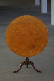 Swedish_Antique_Tilt_Top_Table_in_Burl_Wood,_19th_Century