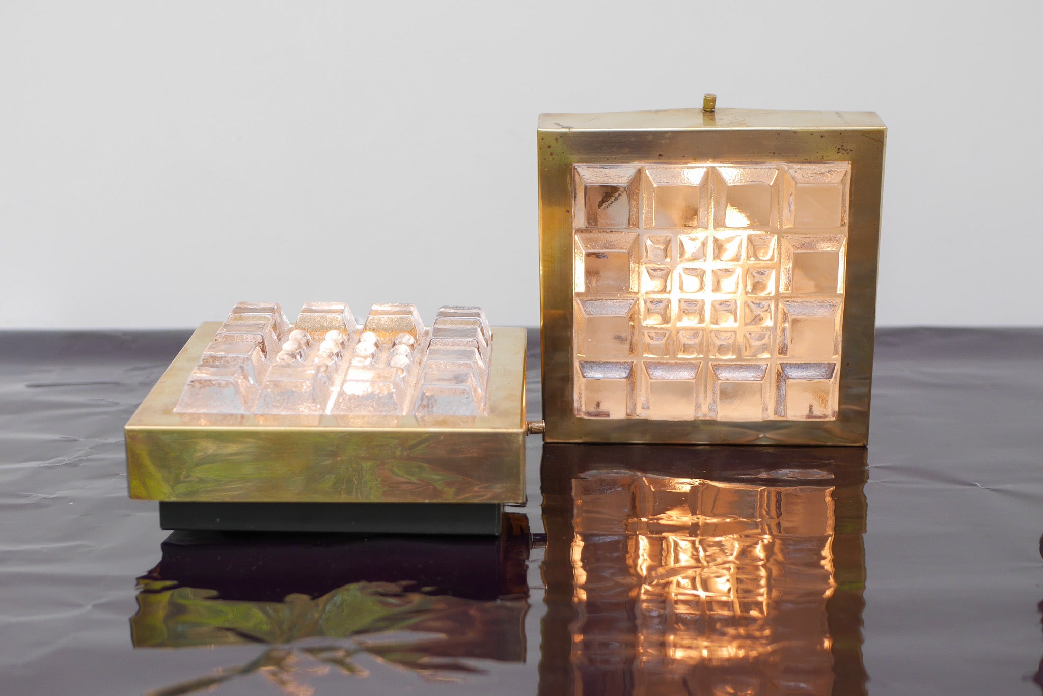 Set_of_2_Brutalist_Brass_and_Textured_Glass_Wall_Lamps_by_Falkenbergs_Belysning,_Sweden,_1967