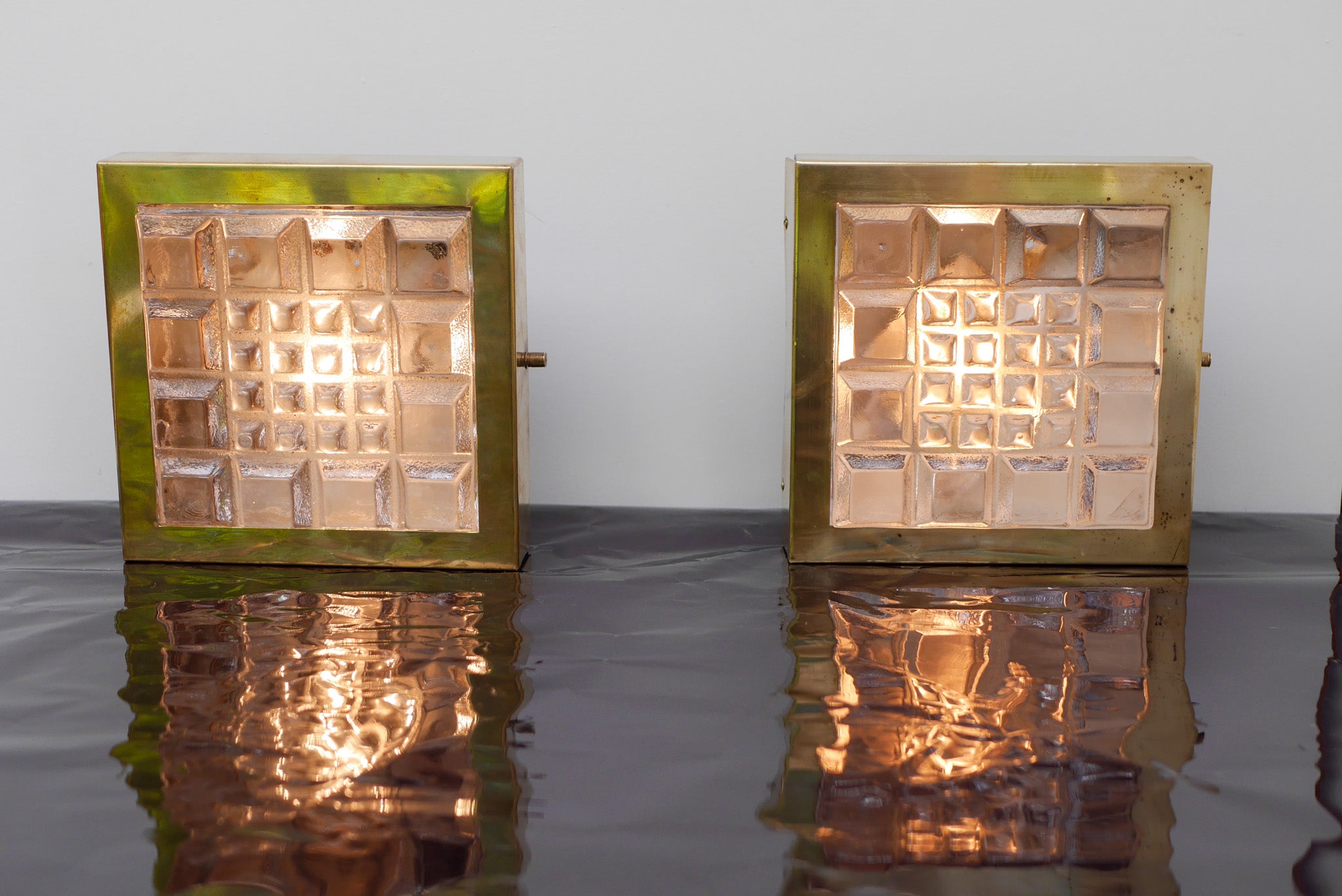 Set_of_2_Brutalist_Brass_and_Textured_Glass_Wall_Lamps_by_Falkenbergs_Belysning,_Sweden,_1967