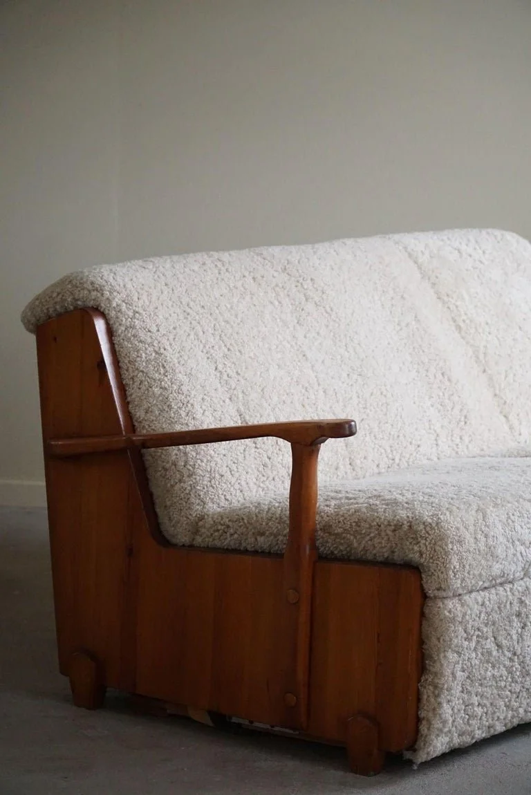 Swedish_Modern,_Freestanding_Two_Seater_Sofa_/_Bed_in_Pine_&_Lambswool,_1950s