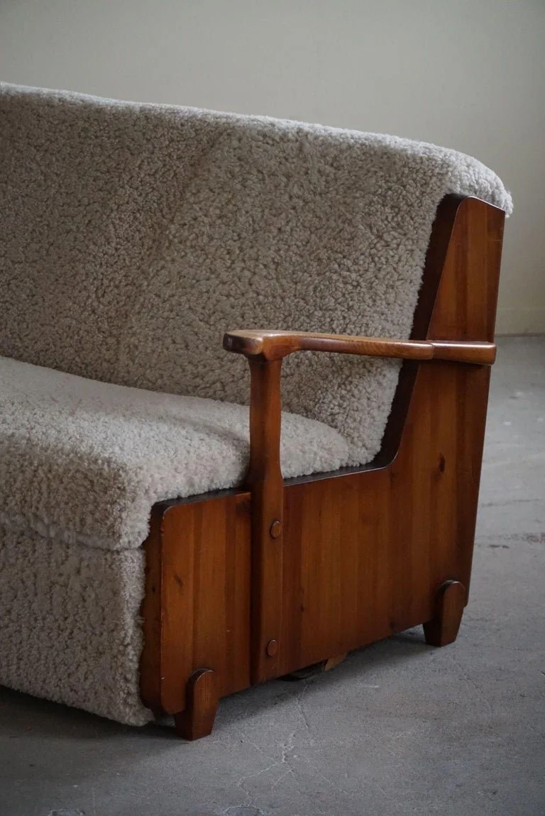 Swedish_Modern,_Freestanding_Two_Seater_Sofa_/_Bed_in_Pine_&_Lambswool,_1950s