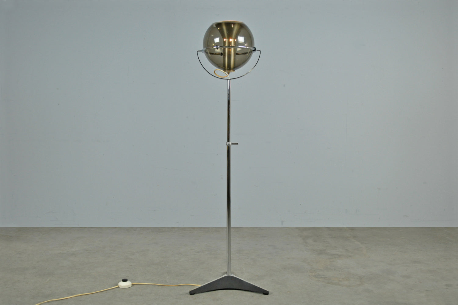 Cylindus_Table_Lamp_by_Uno_&_Östen_Kristiansson_for_Luxus,_Sweden_1960s