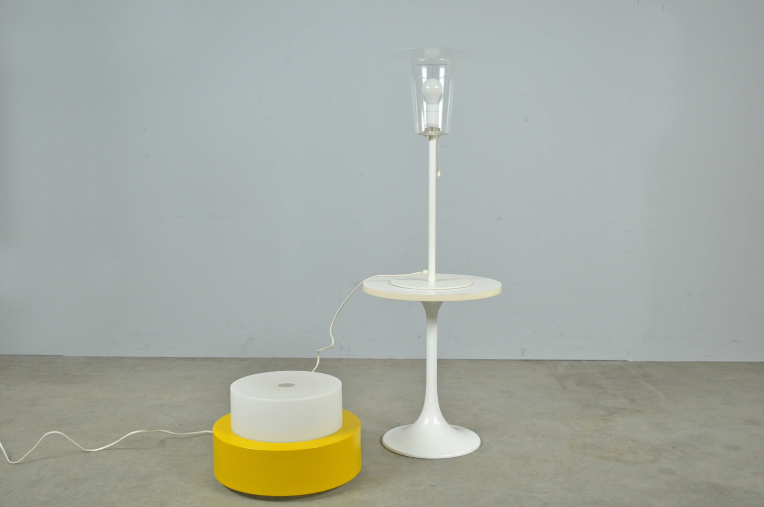 Cylindus_Table_Lamp_by_Uno_&_Östen_Kristiansson_for_Luxus,_Sweden_1960s