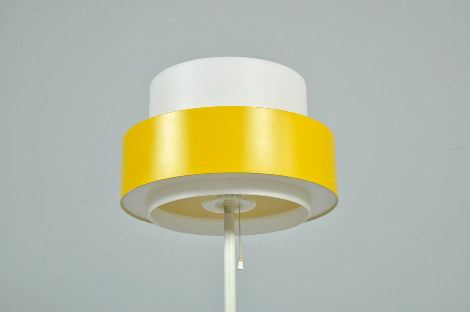 Cylindus_Table_Lamp_by_Uno_&_Östen_Kristiansson_for_Luxus,_Sweden_1960s