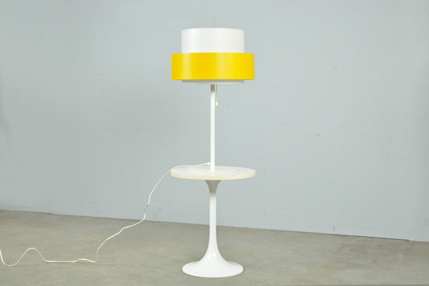 Cylindus_Table_Lamp_by_Uno_&_Östen_Kristiansson_for_Luxus,_Sweden_1960s