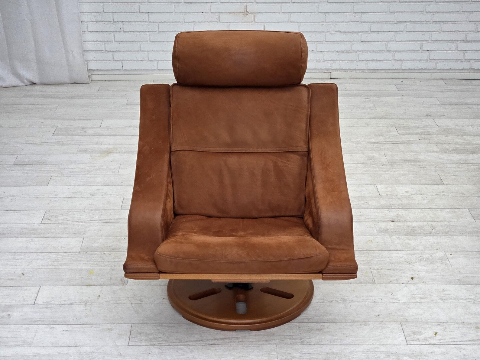 Swivel_Armchair,_Corduroy_Upholstery_&_Wood_Base,_1980s_Sweden